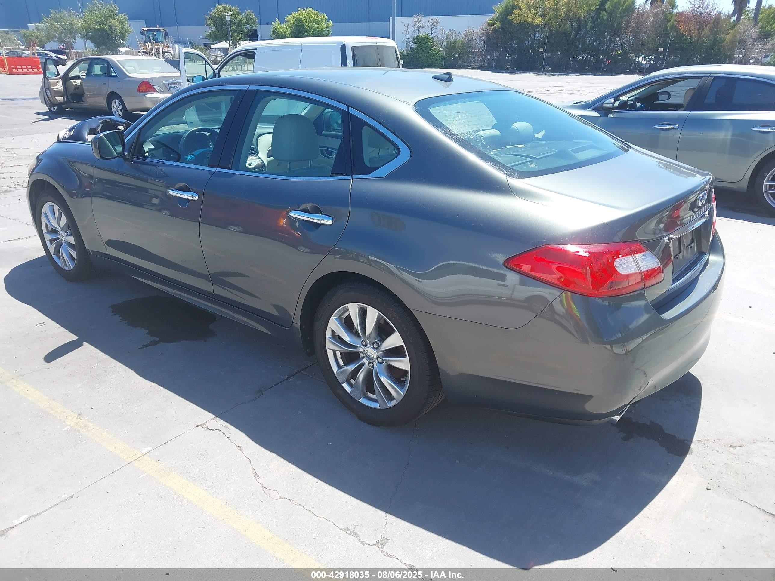 2012 Infiniti M35h   Gray vin: JN1EY1AP5CM910517