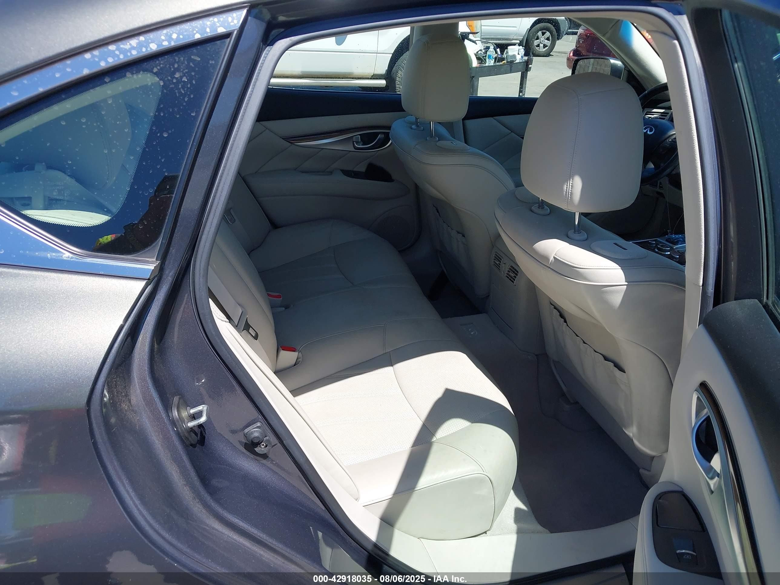 2012 Infiniti M35h   Gray vin: JN1EY1AP5CM910517