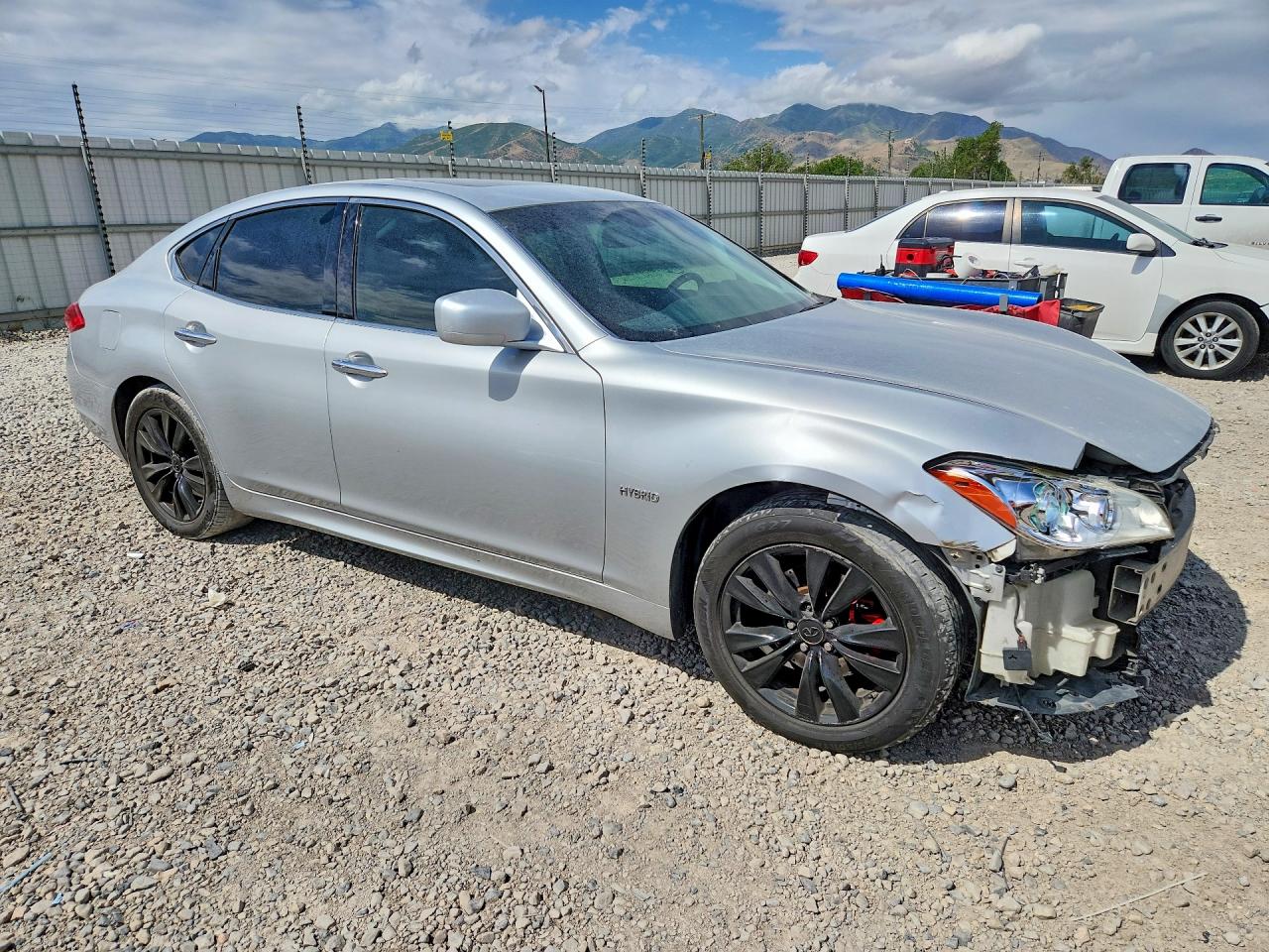 2012 Infiniti M35h Base Silver vin: JN1EY1AP5CM910663