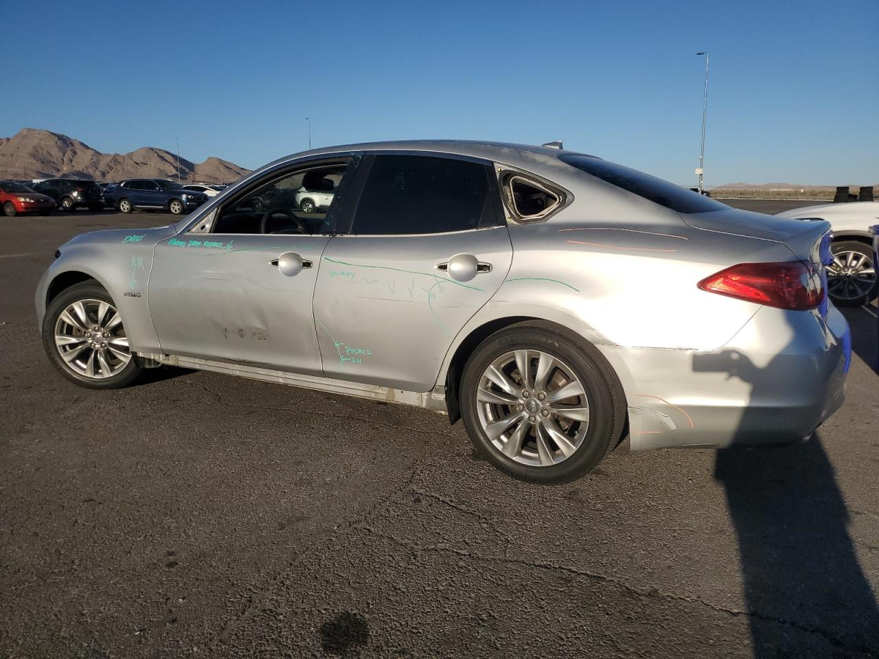 2012 Infiniti M35h Серебряный vin: JN1EY1AP7CM910339