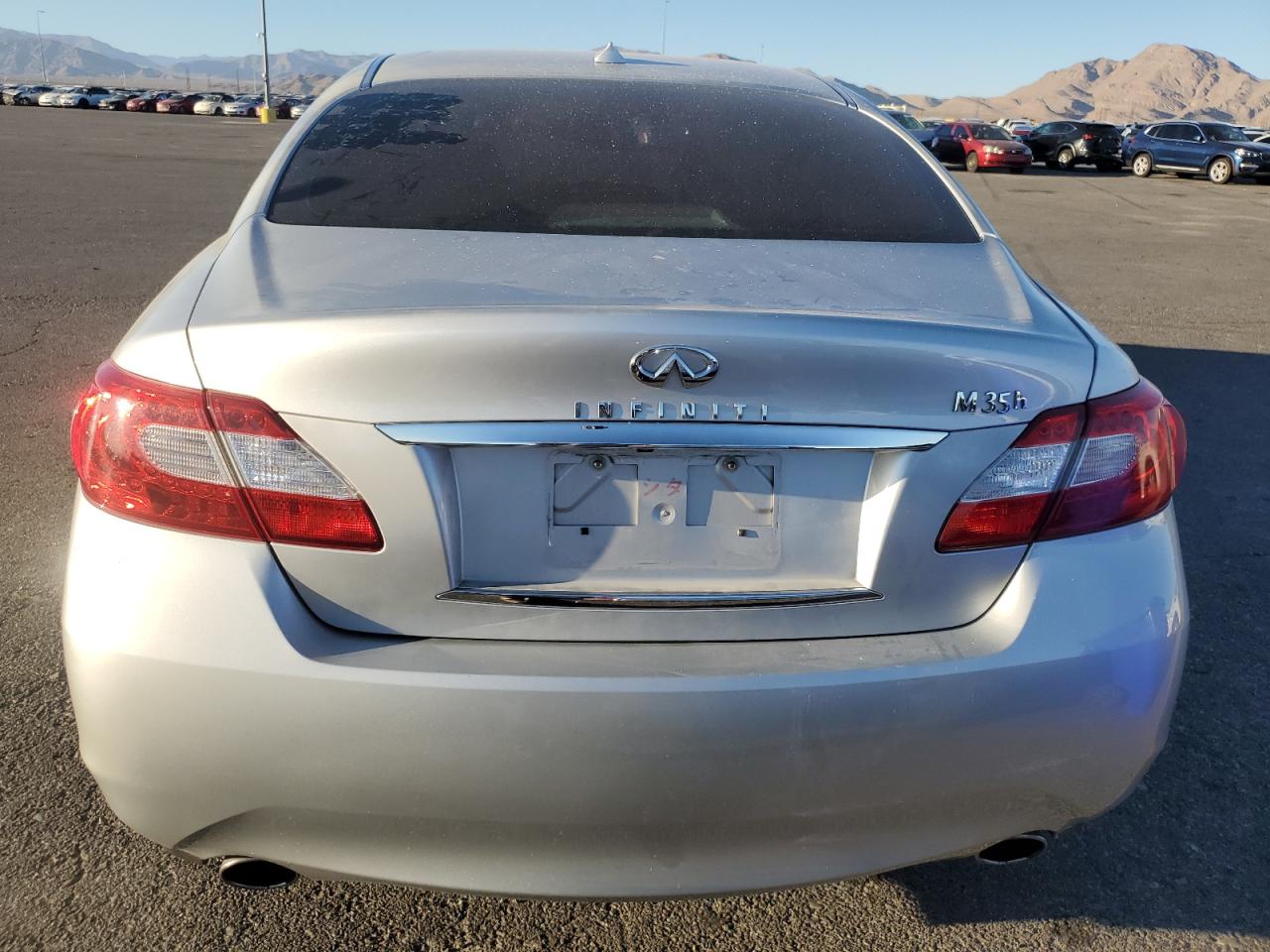 2012 Infiniti M35h Серебряный vin: JN1EY1AP7CM910339