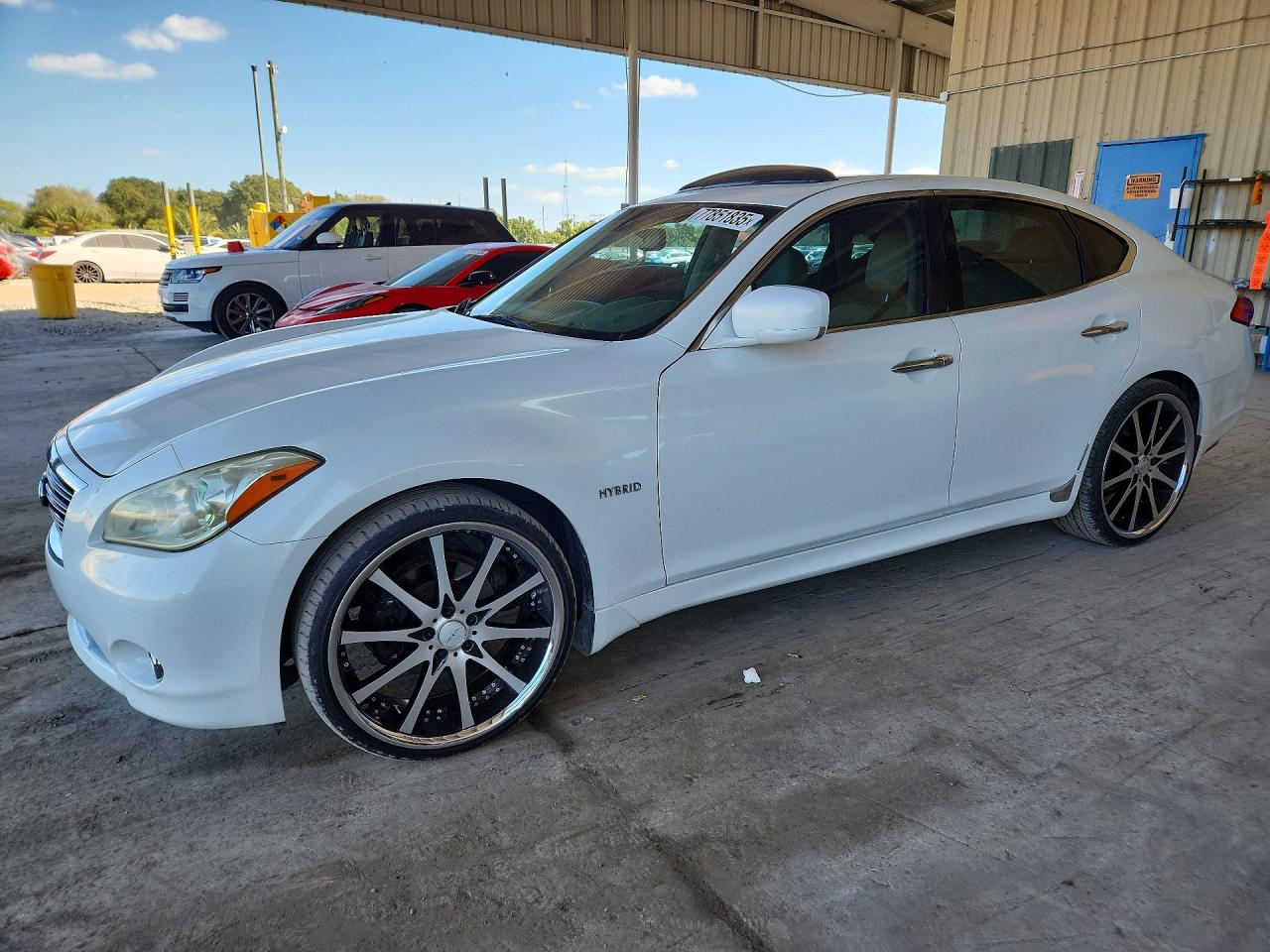 2012 Infiniti M35h White vin: JN1EY1AP7CM910566