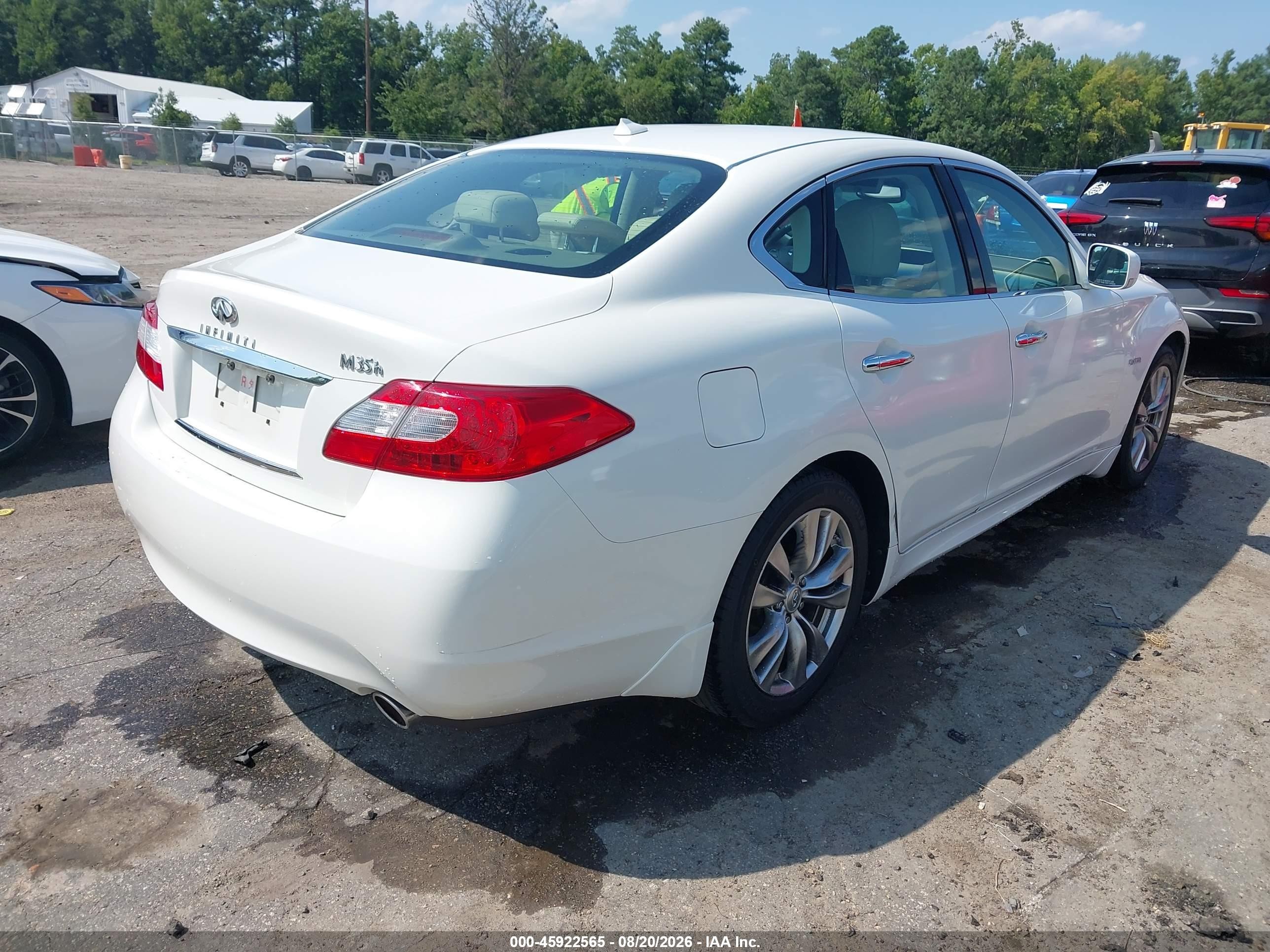 2012 Infiniti M35h White vin: JN1EY1AP7CM910597