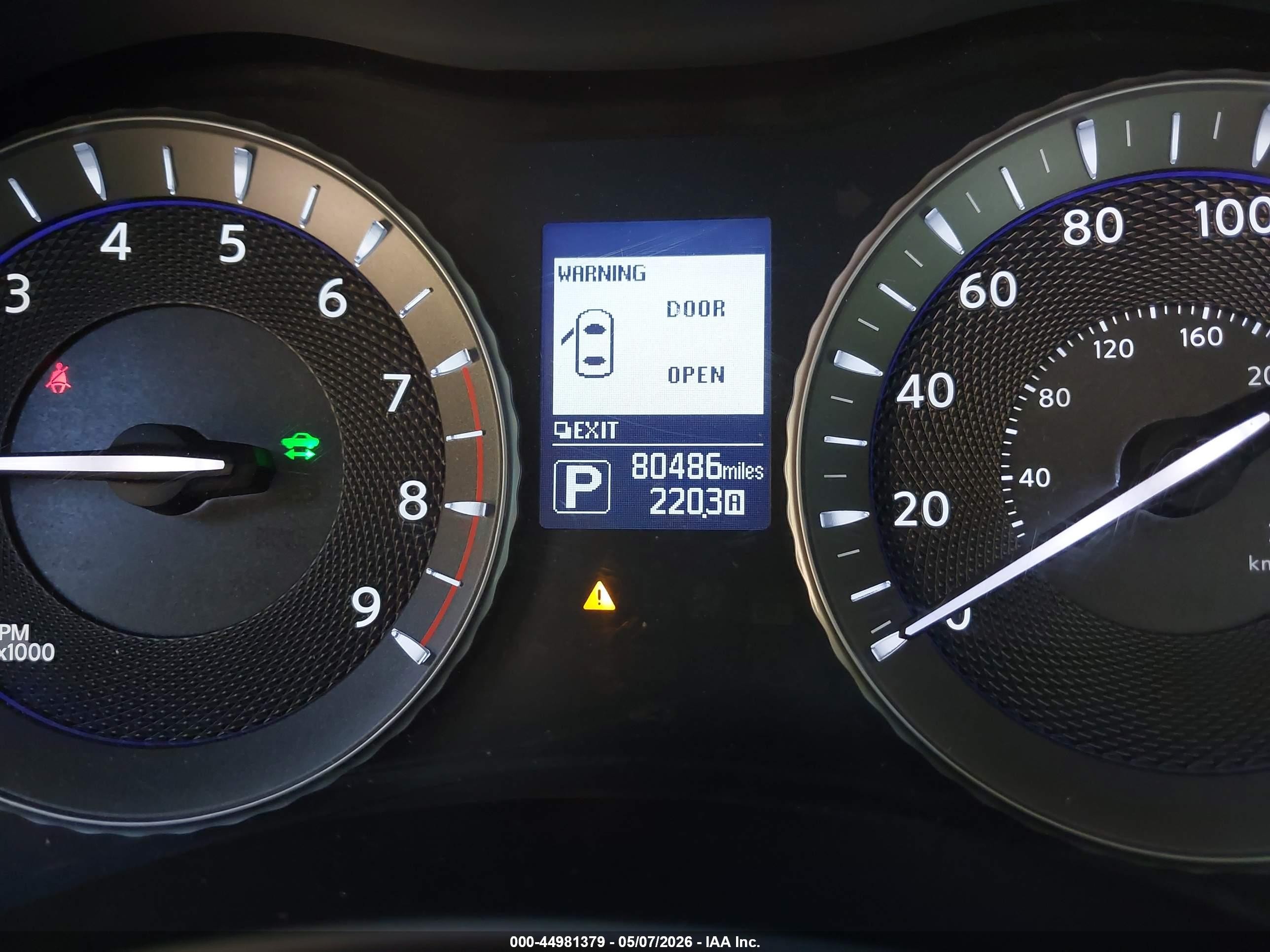 2016 Infiniti Q70h   Белый vin: JN1EY1AP7GM470015