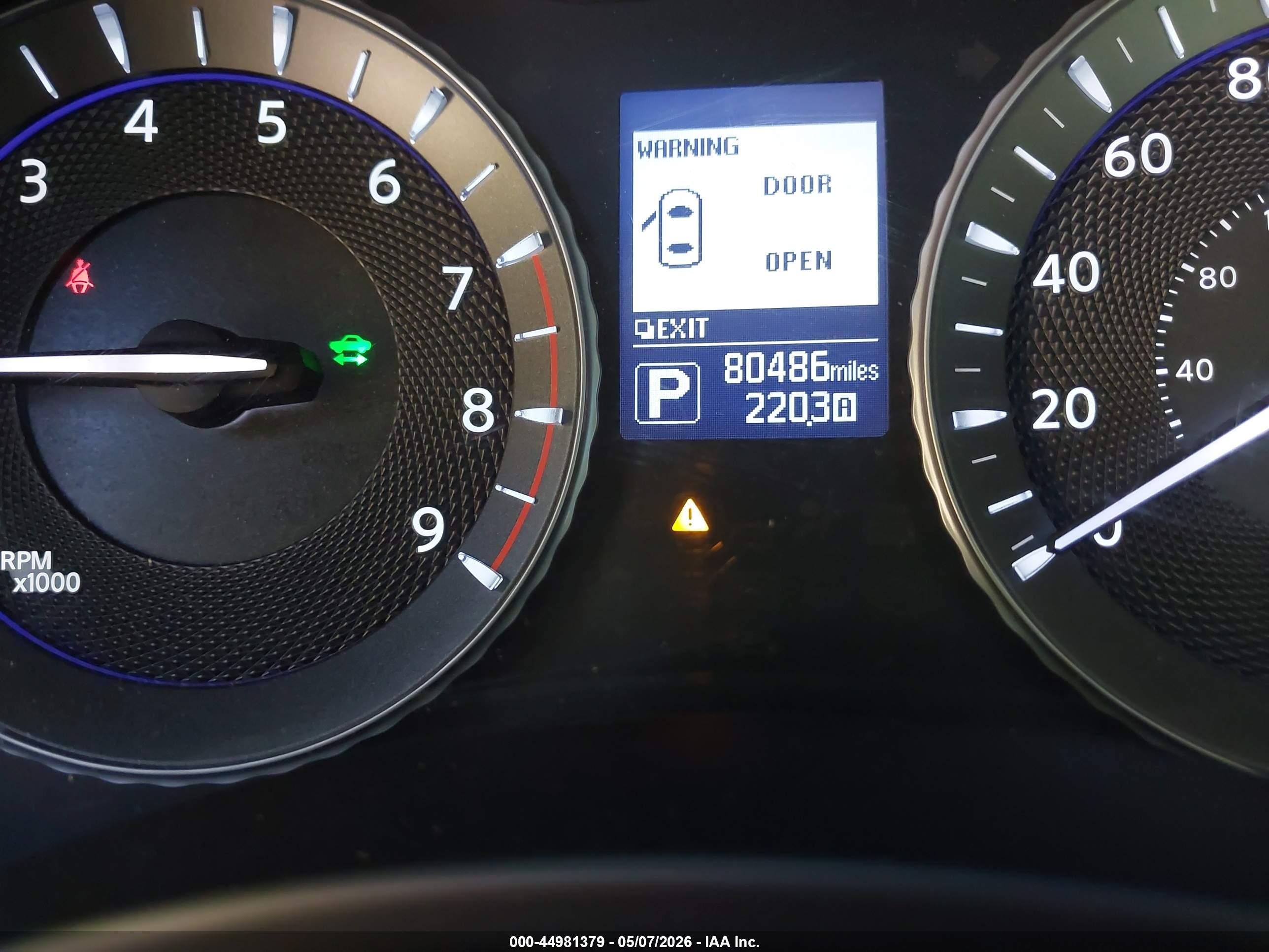 2016 Infiniti Q70h   Белый vin: JN1EY1AP7GM470015