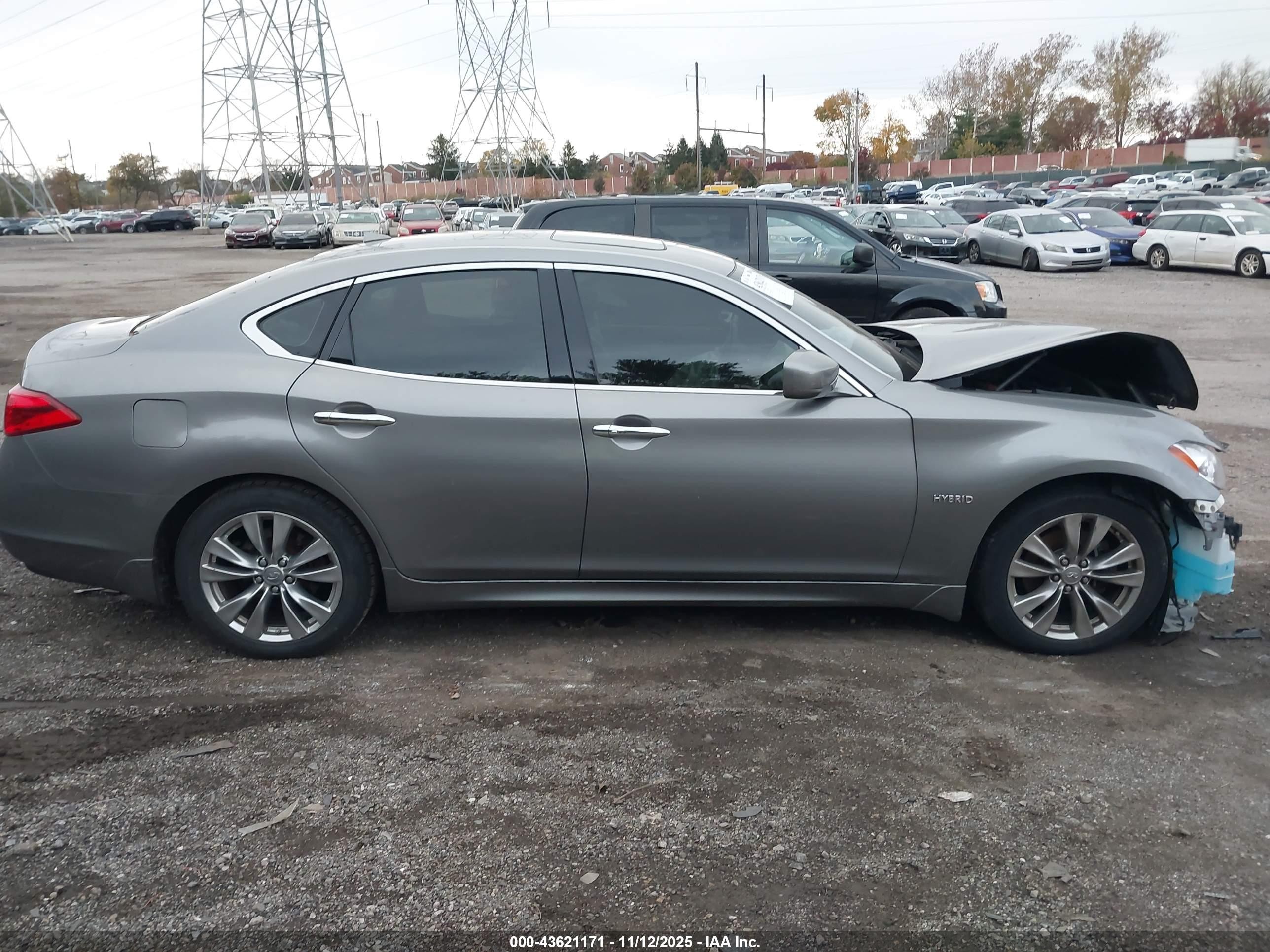 2012 Infiniti M35h   Gray vin: JN1EY1AP9CM910861