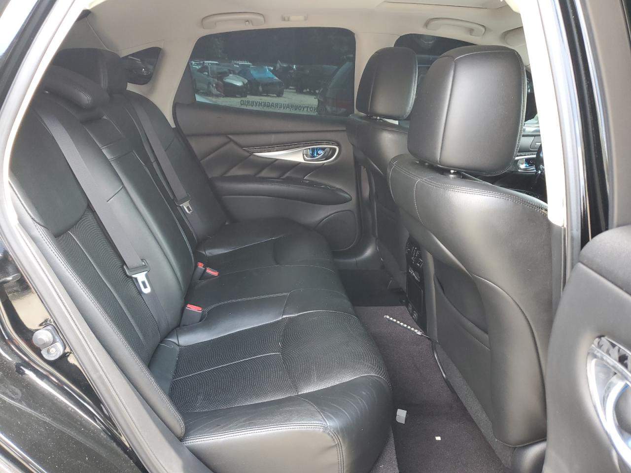 2012 Infiniti M35h    Black vin: JN1EY1APXCM910402