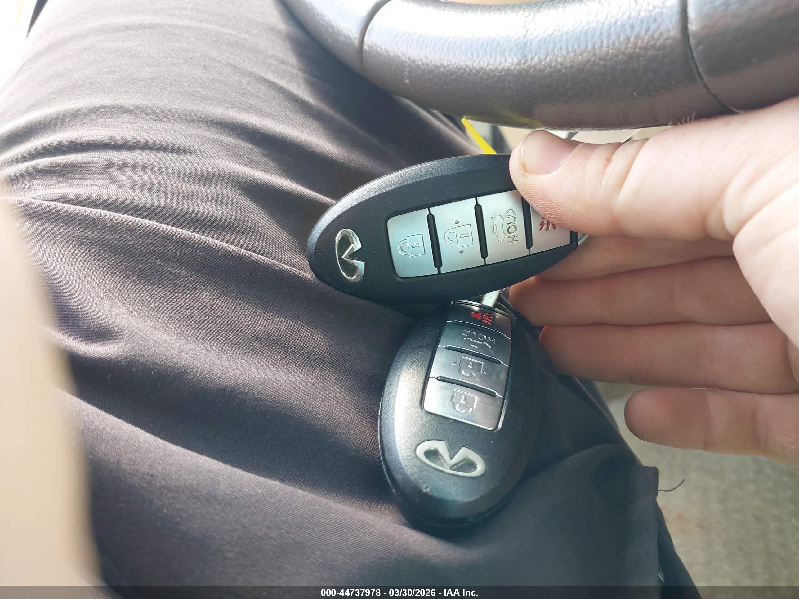 2012 Infiniti M35h   Белый vin: JN1EY1APXCM910853