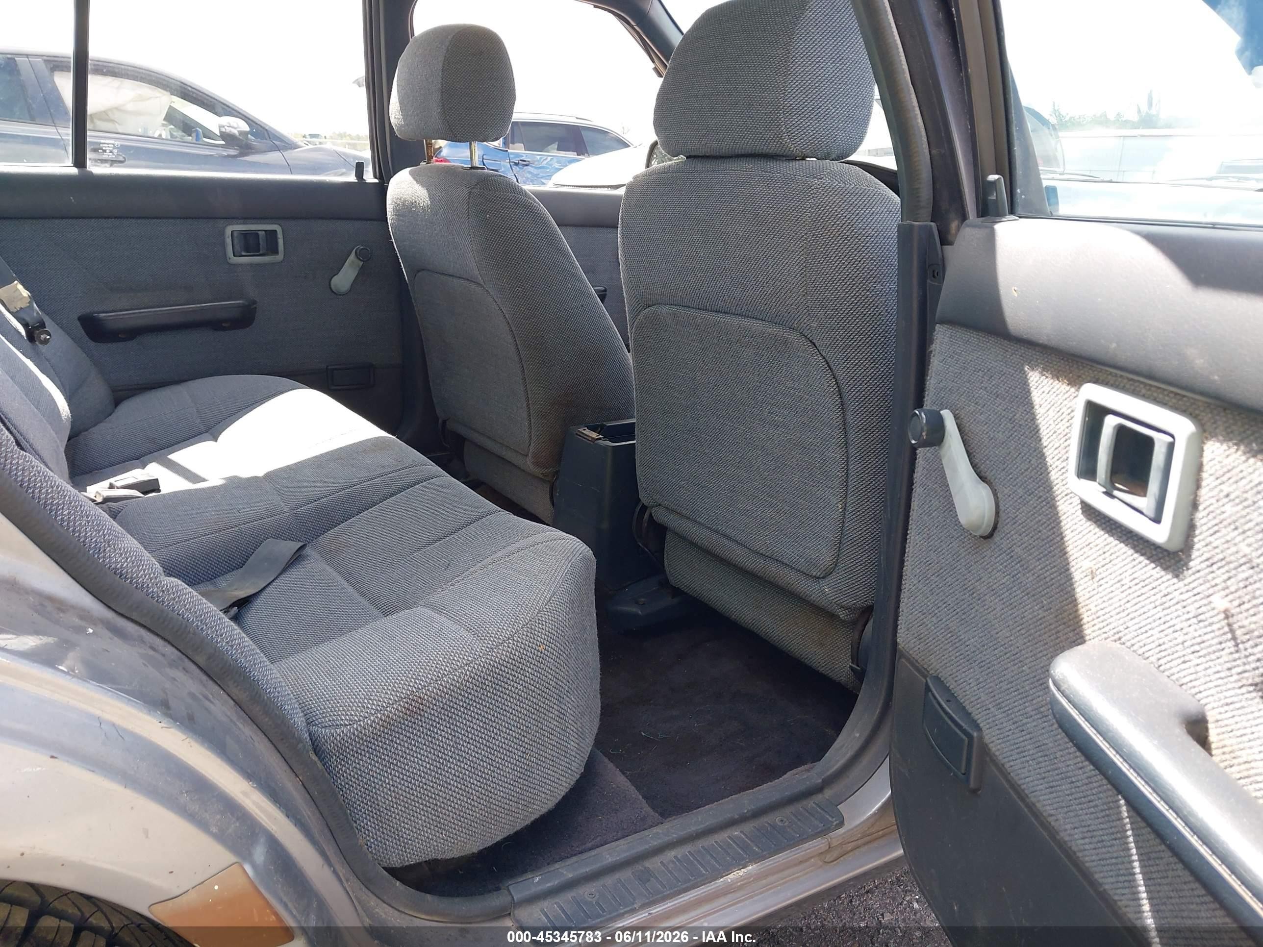 1990 Nissan Stanza Blue vin: JN1FU21P9LT203075