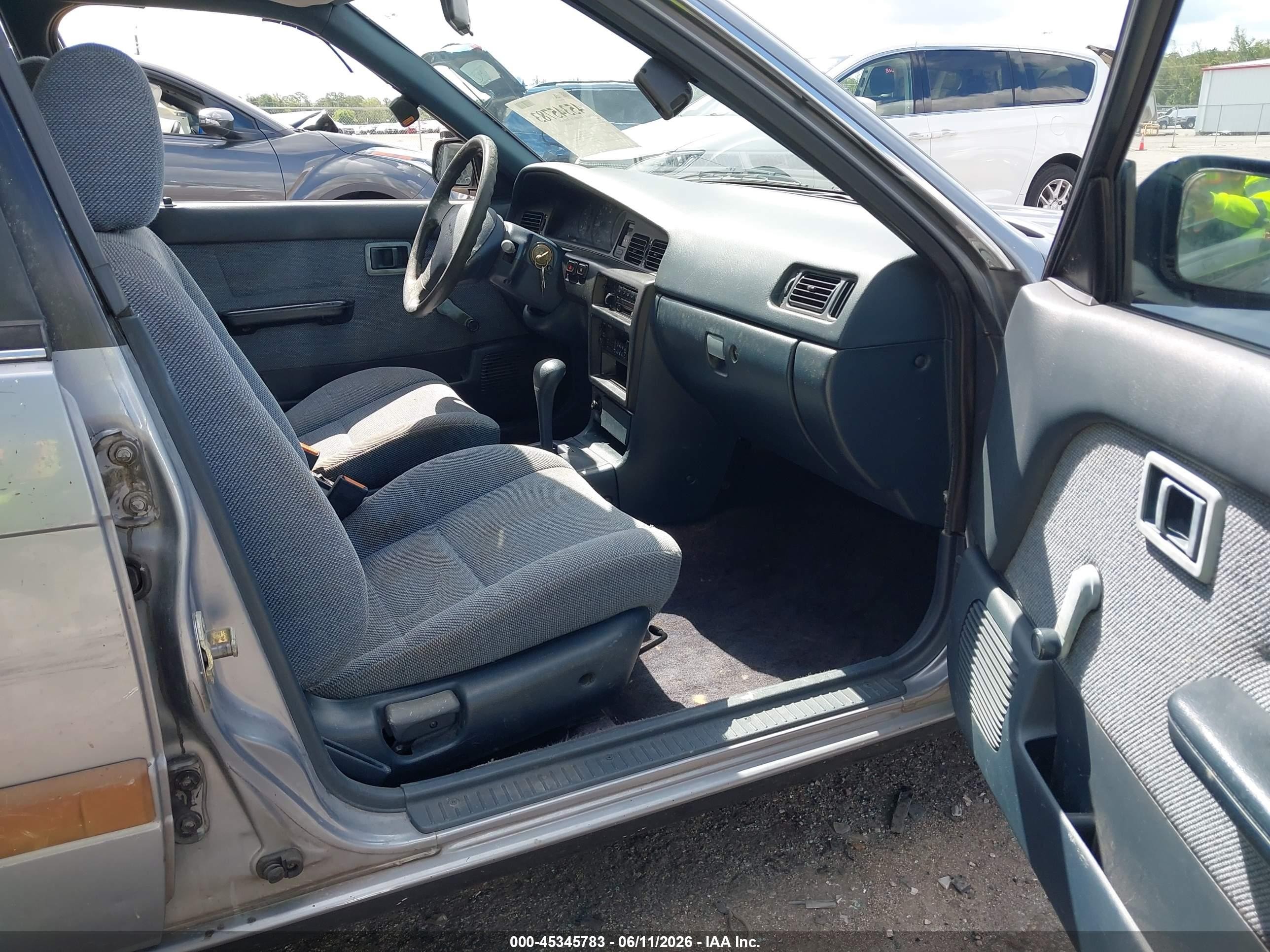 1990 Nissan Stanza Blue vin: JN1FU21P9LT203075