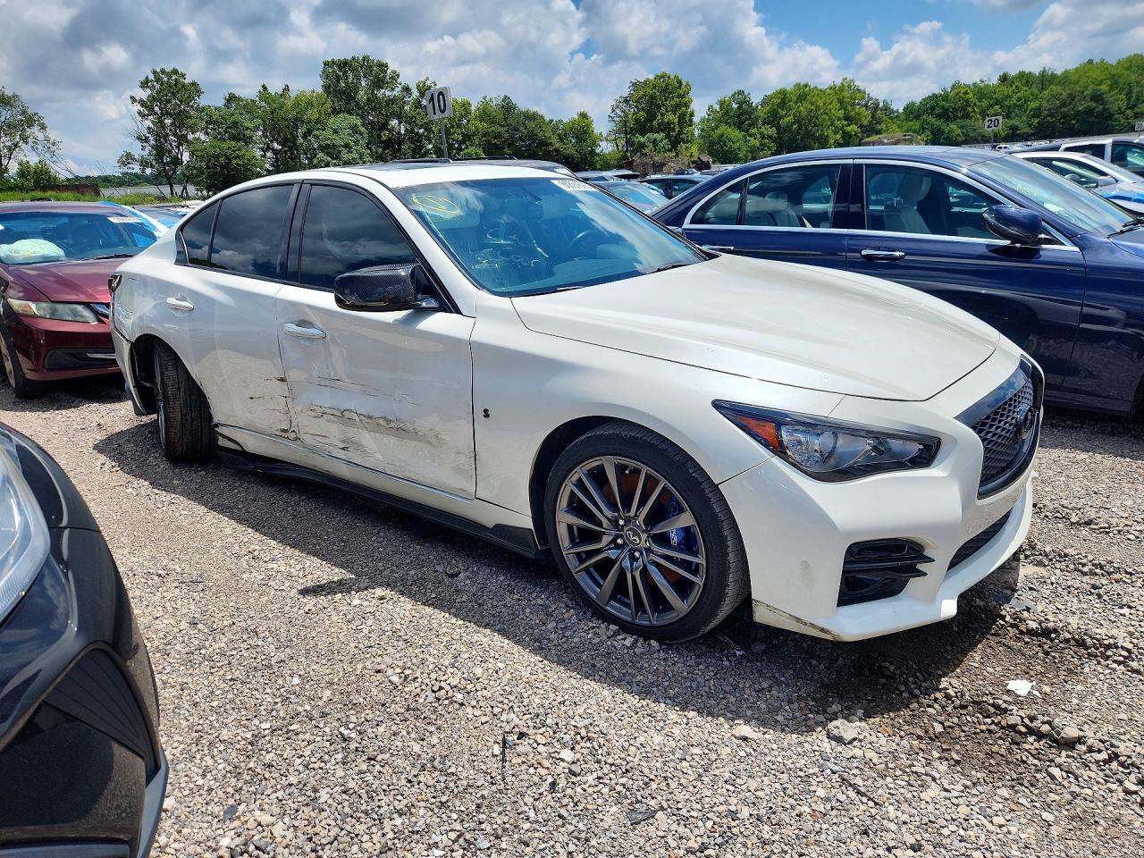 2016 Infiniti Q50 Red Sport 400 White vin: JN1FV7AP7GM420537