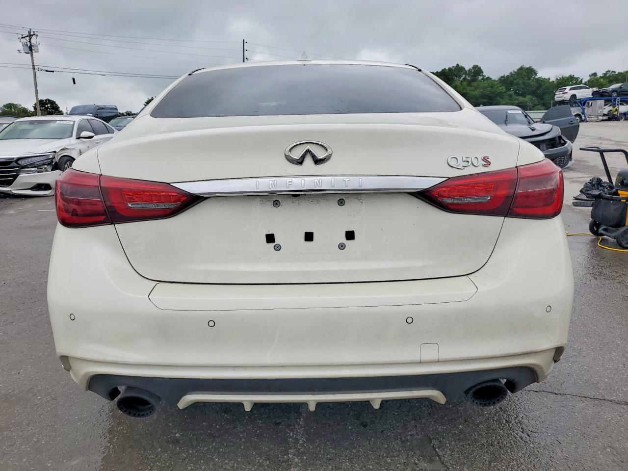 2018 Infiniti Q50 Red Sport 400 White vin: JN1FV7AP9JM460657