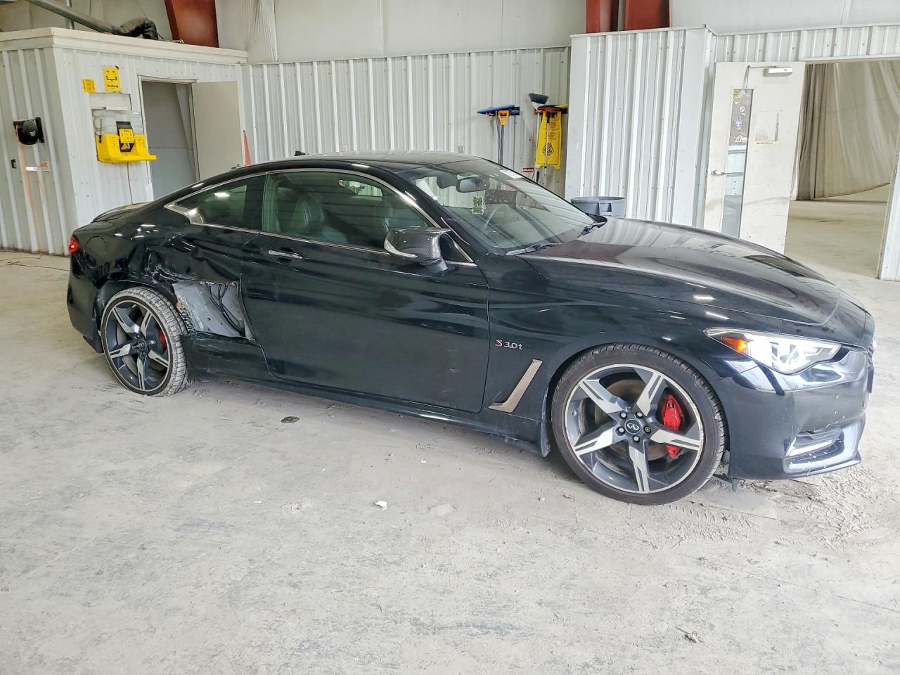 2018 Infiniti Q60 Red Sport 400 Black vin: JN1FV7EL7JM631171