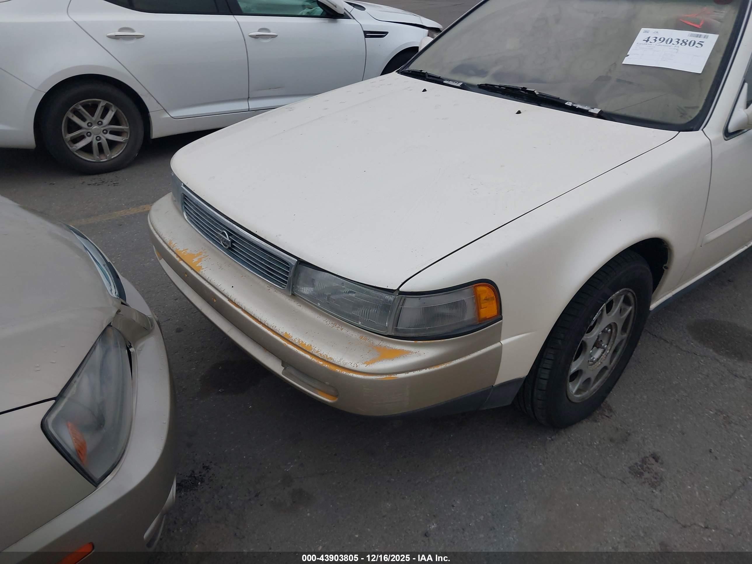 1992 Nissan Maxima Gxe White vin: JN1HJ01F9NT025295