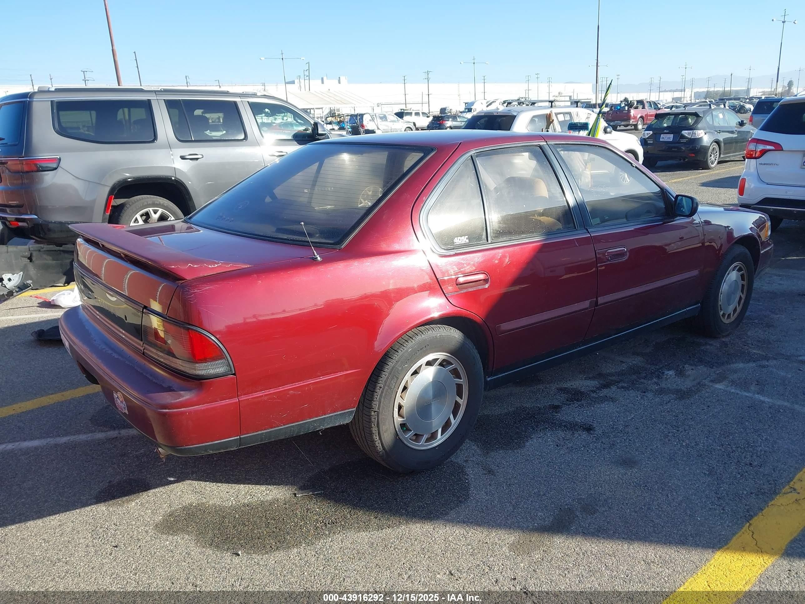 1991 Nissan Maxima   Maroon vin: JN1HJ01P4MT511875