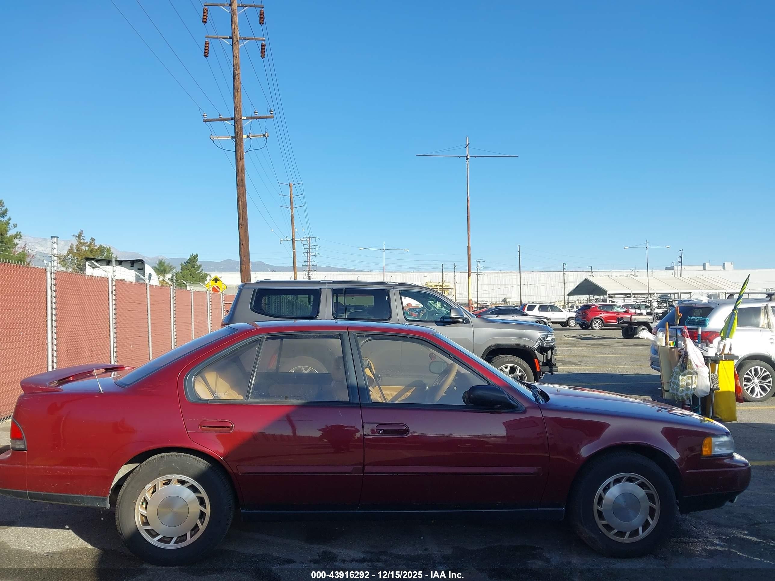 1991 Nissan Maxima   Maroon vin: JN1HJ01P4MT511875
