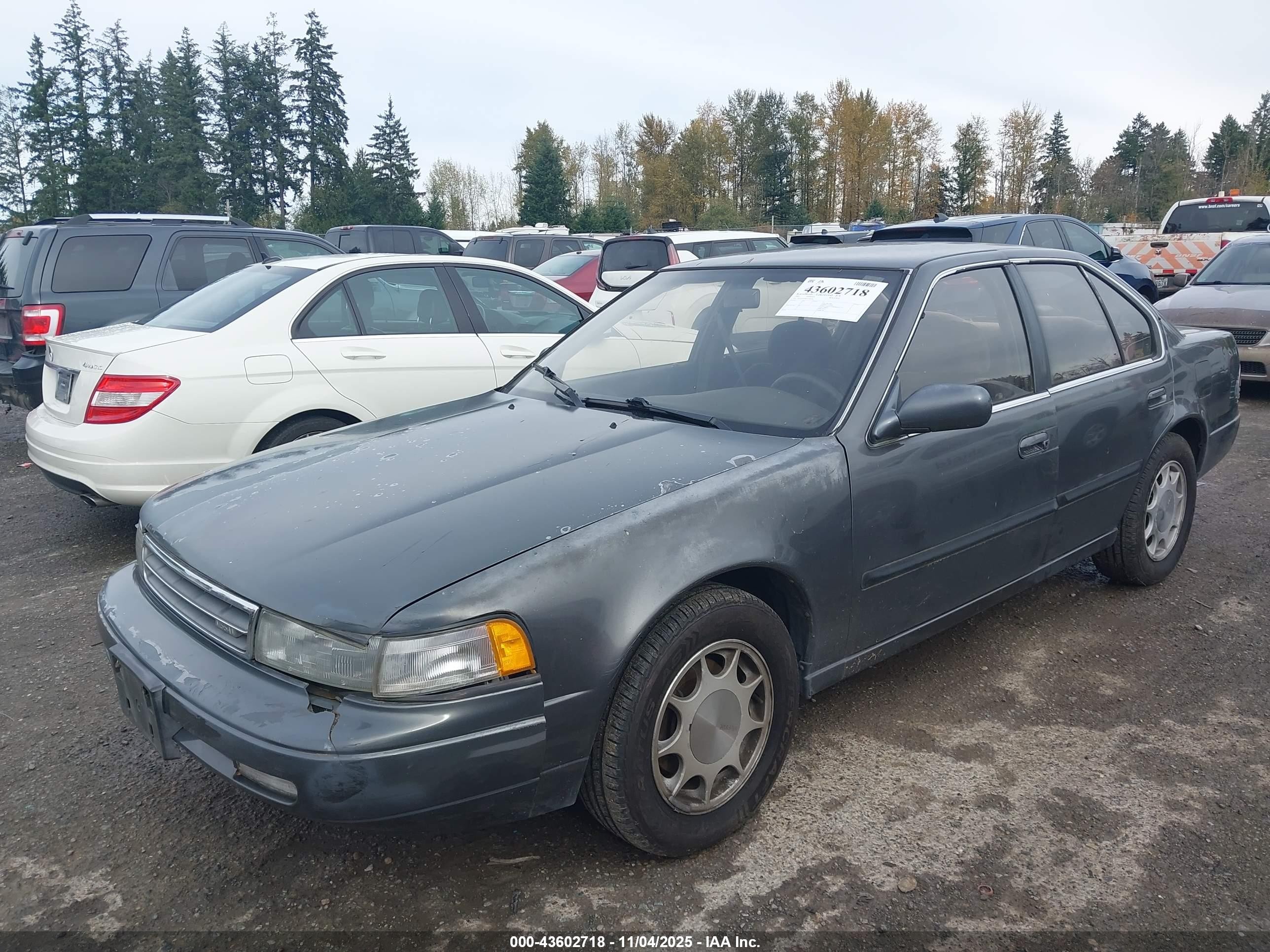 1991 Nissan Maxima   Серый vin: JN1HJ01P8MT548184