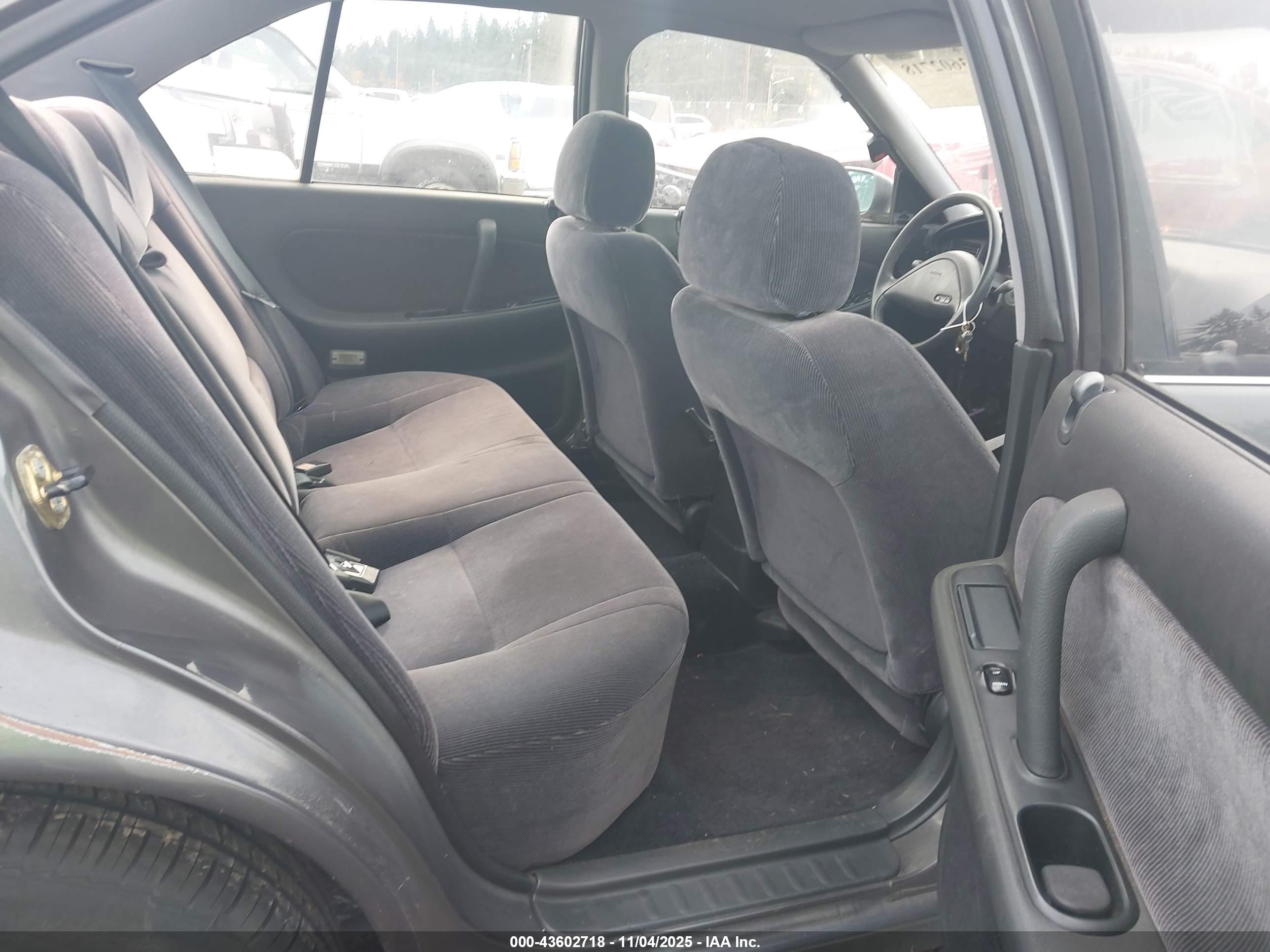 1991 Nissan Maxima   Серый vin: JN1HJ01P8MT548184