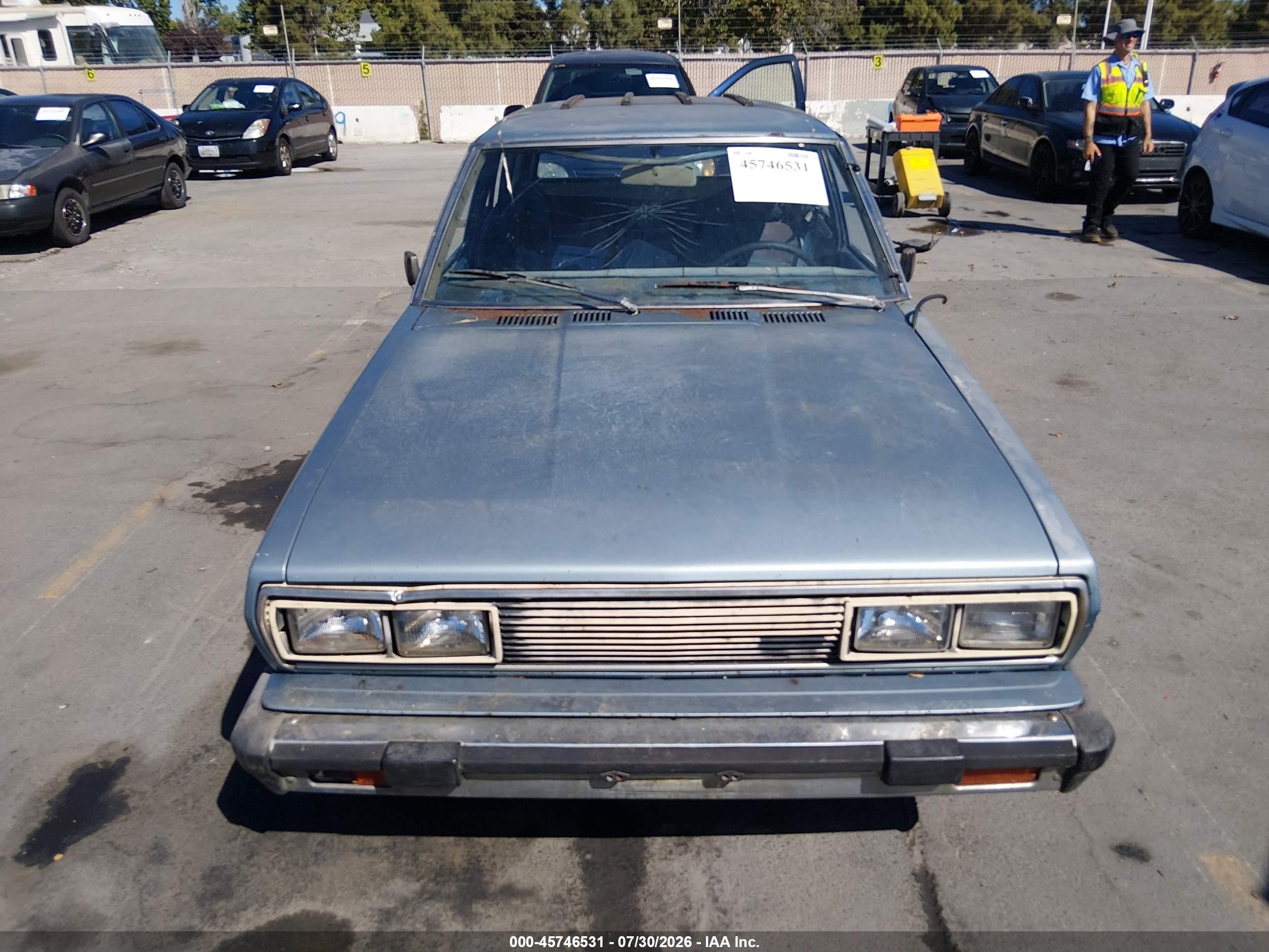 1981 Datsun 510   Blue vin: JN1HT05S5BX131703