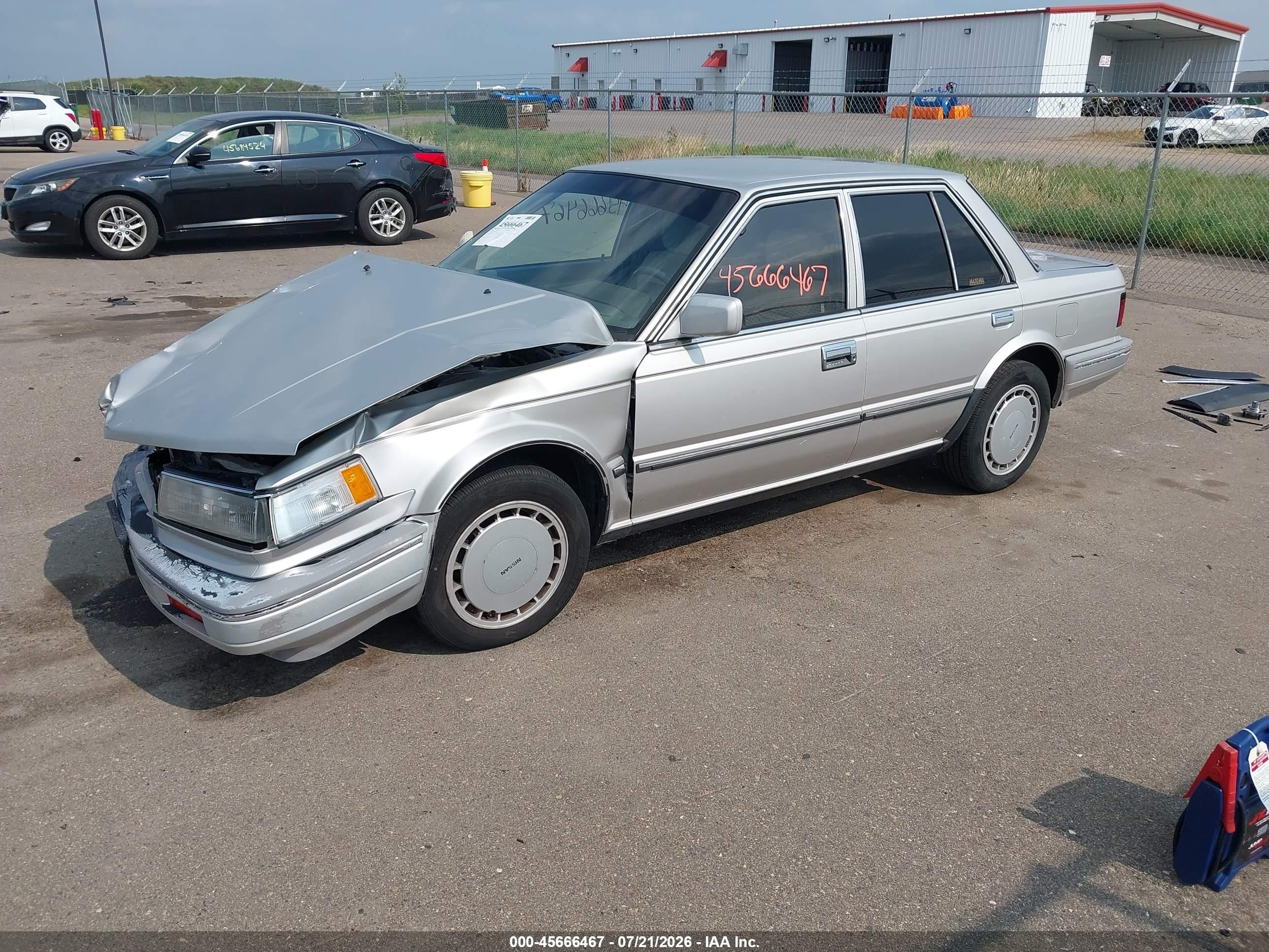 1987 Nissan Maxima   Silver vin: JN1HU11S4HT222907