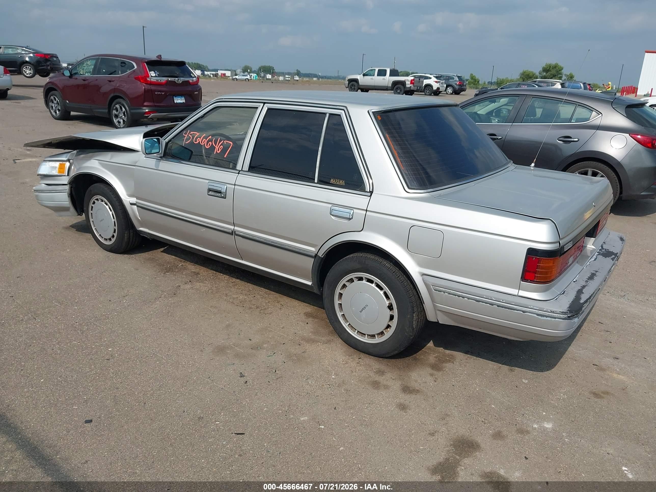 1987 Nissan Maxima   Silver vin: JN1HU11S4HT222907