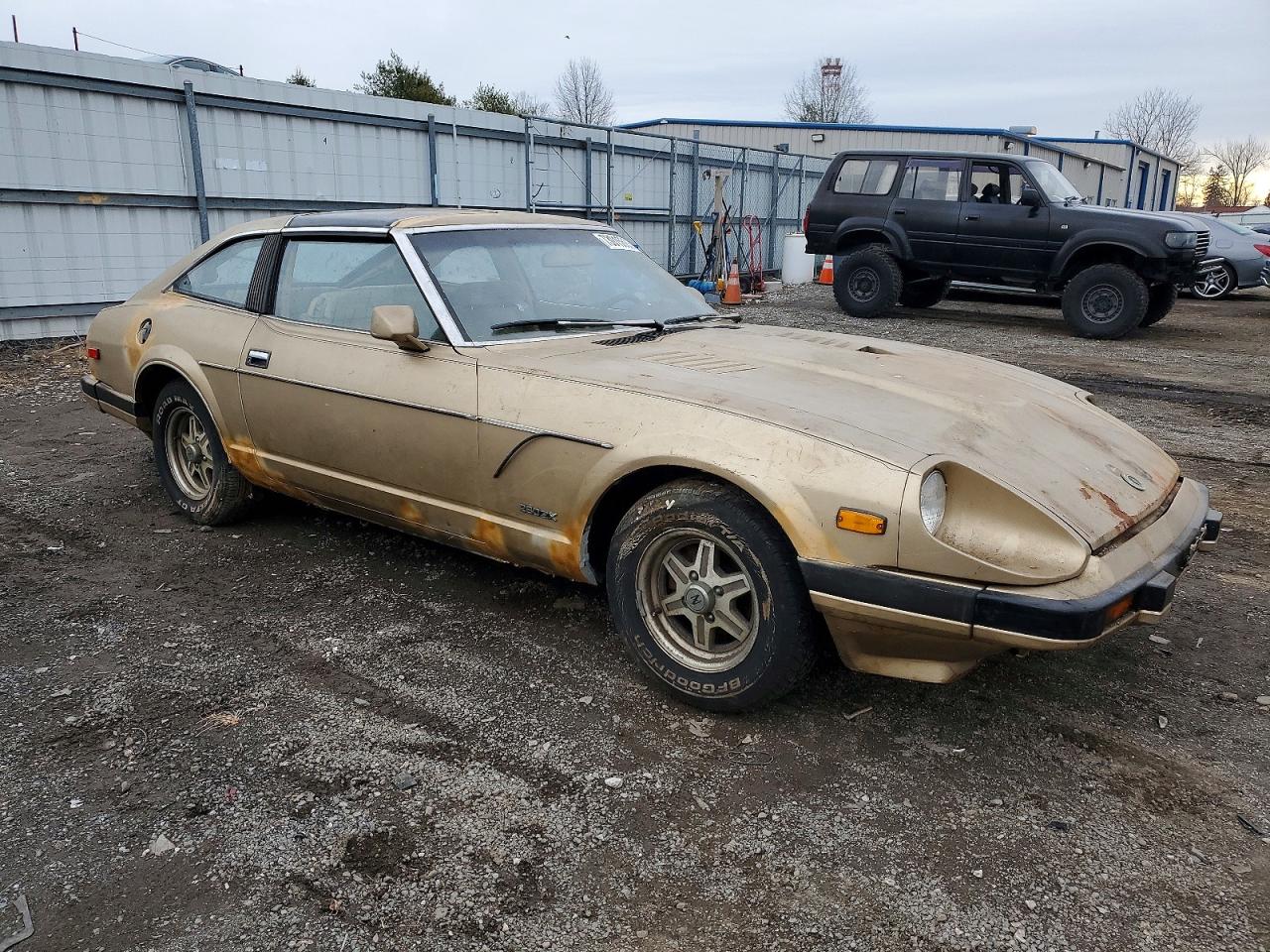 1983 Datsun 280zx 2+2 Gold vin: JN1HZ06S8DX511327