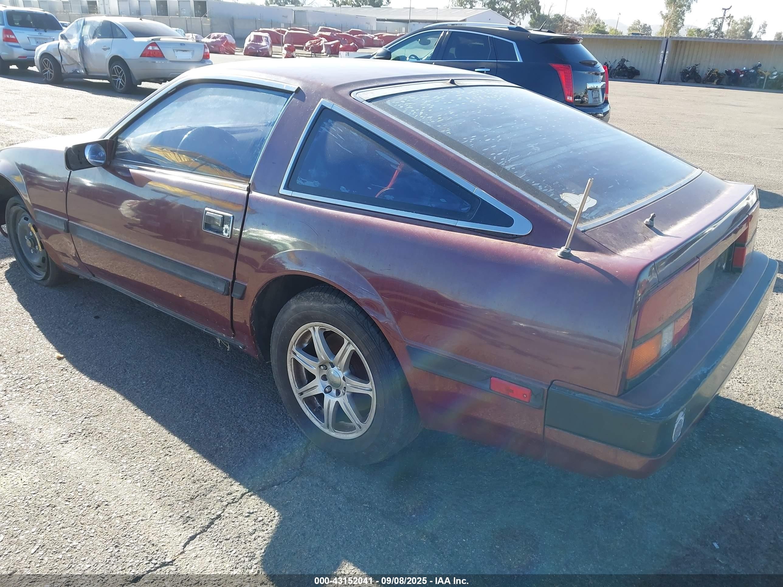 1984 Datsun 300zx   Maroon vin: JN1HZ14S0EX014637