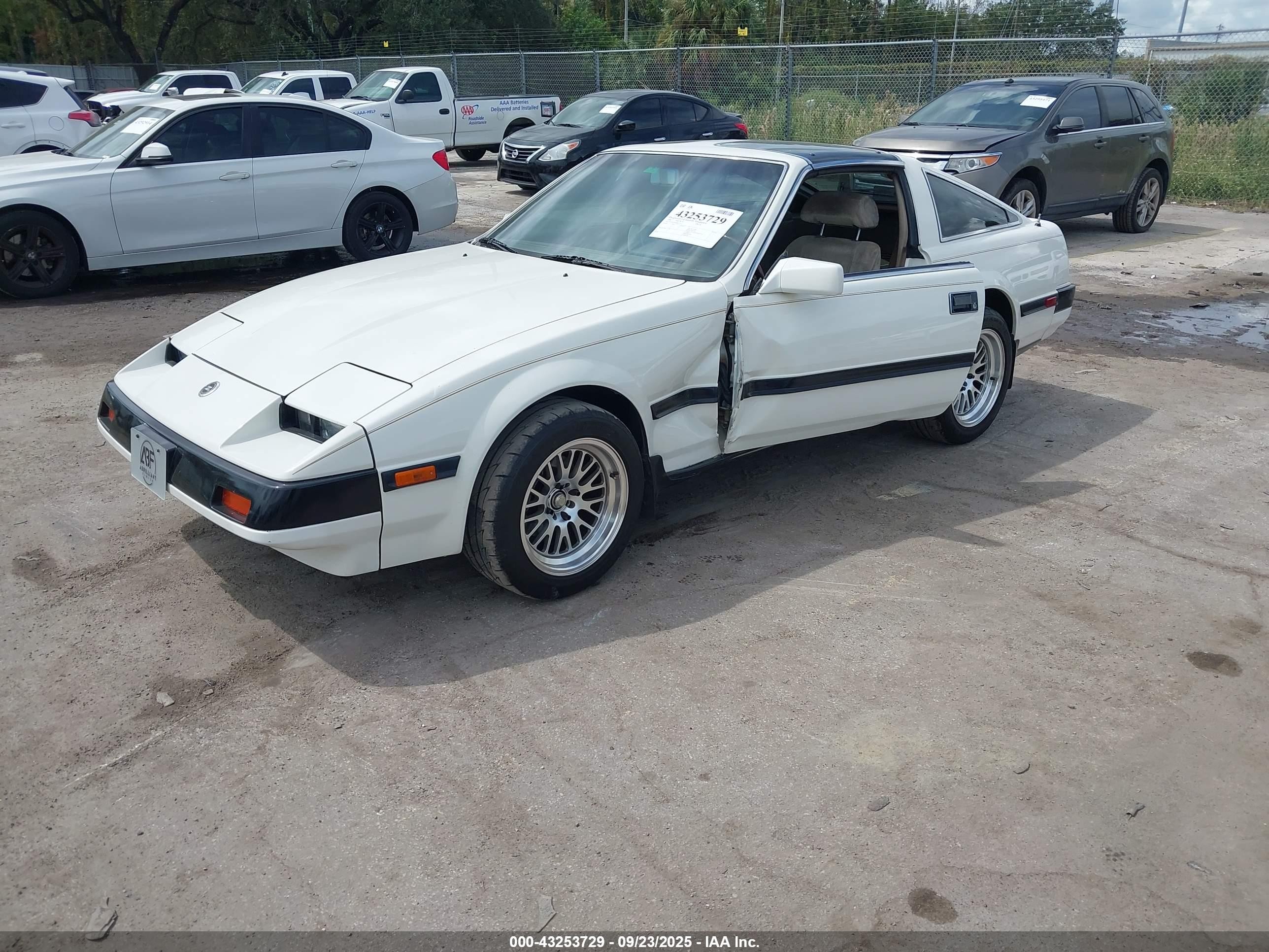1984 Datsun 300zx   White vin: JN1HZ14S2EX021332