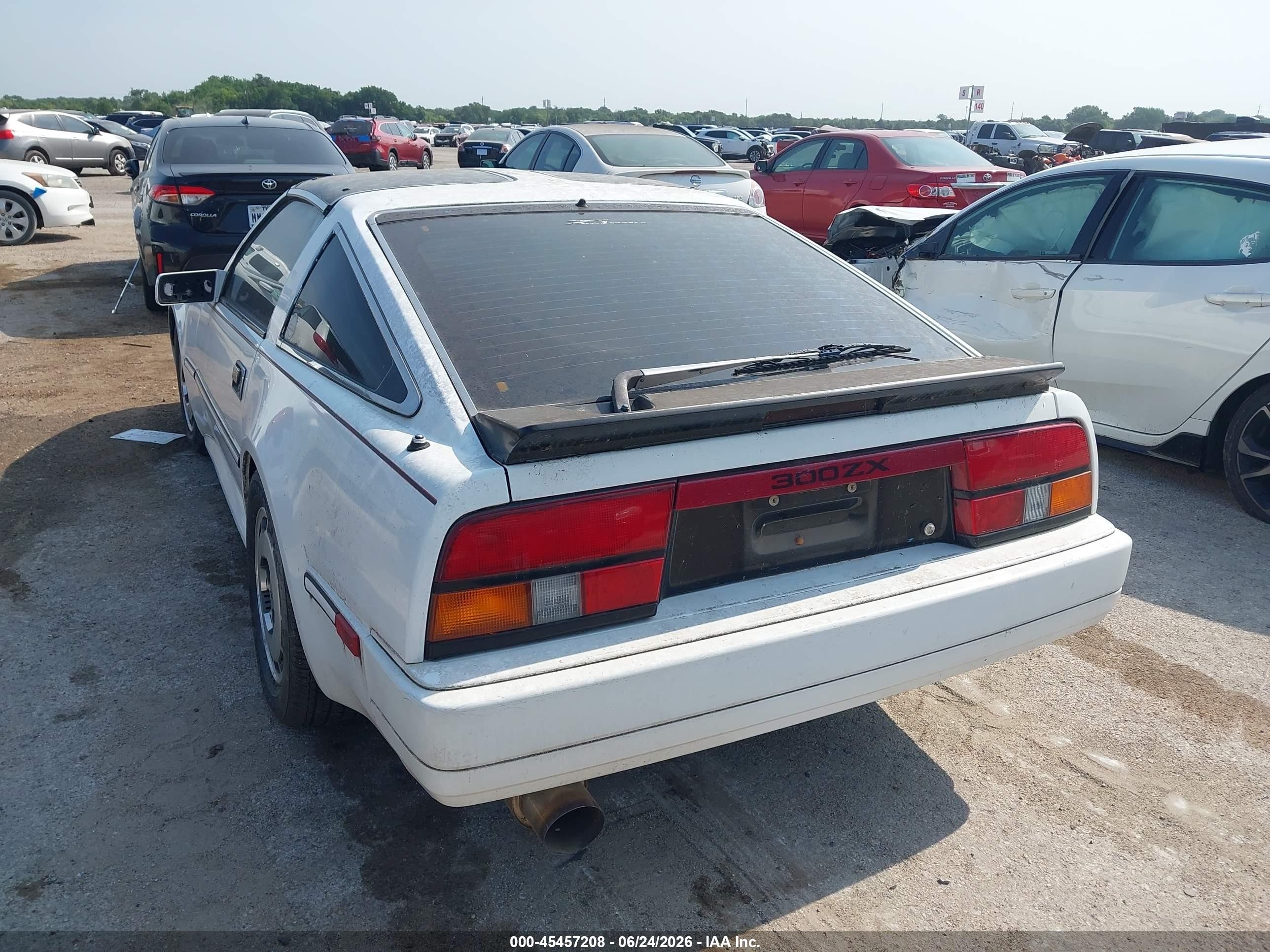 1986 Nissan 300zx   White vin: JN1HZ14S4GX164463