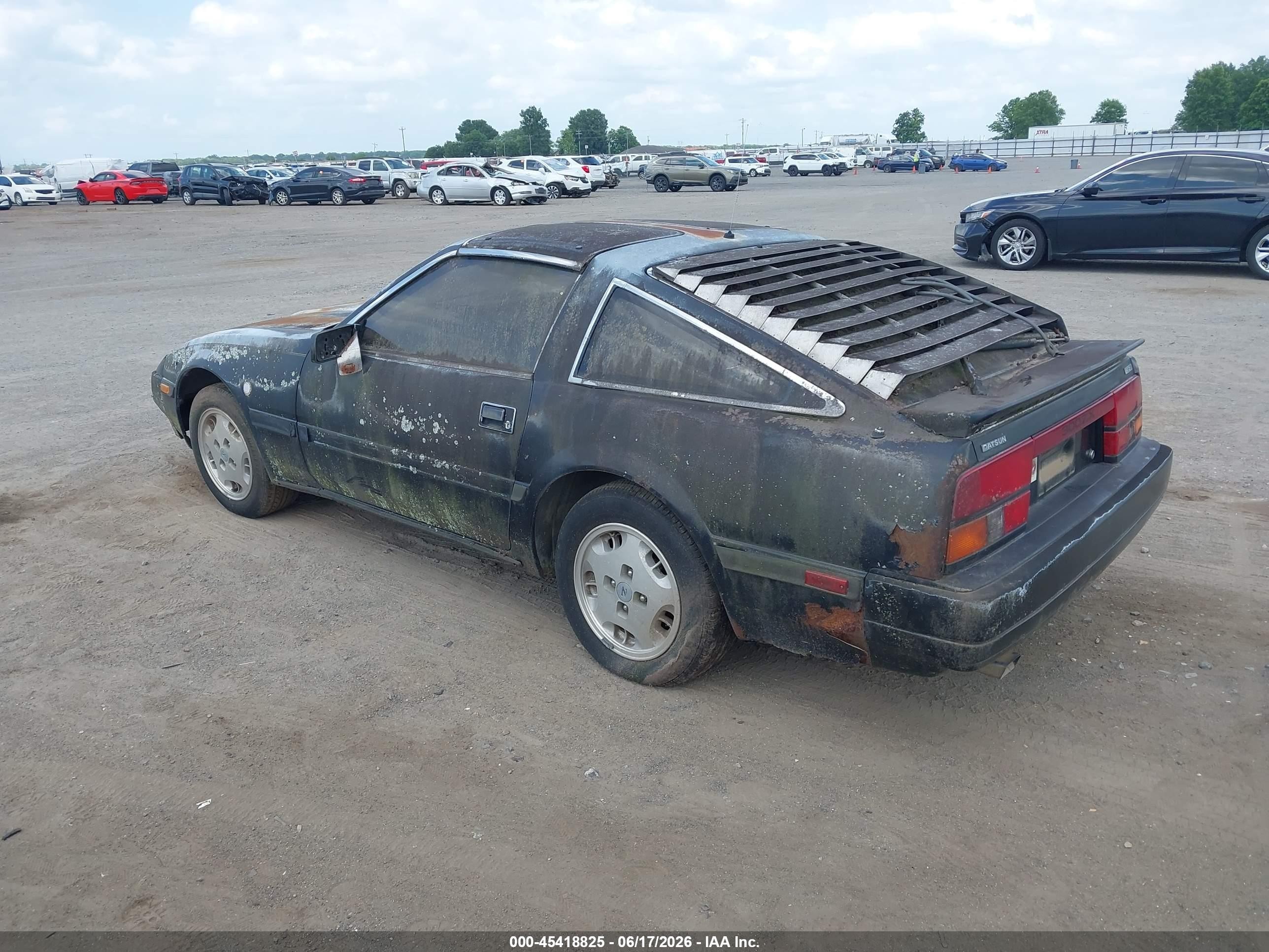 1984 Datsun 300zx   Black vin: JN1HZ14S5EX009028