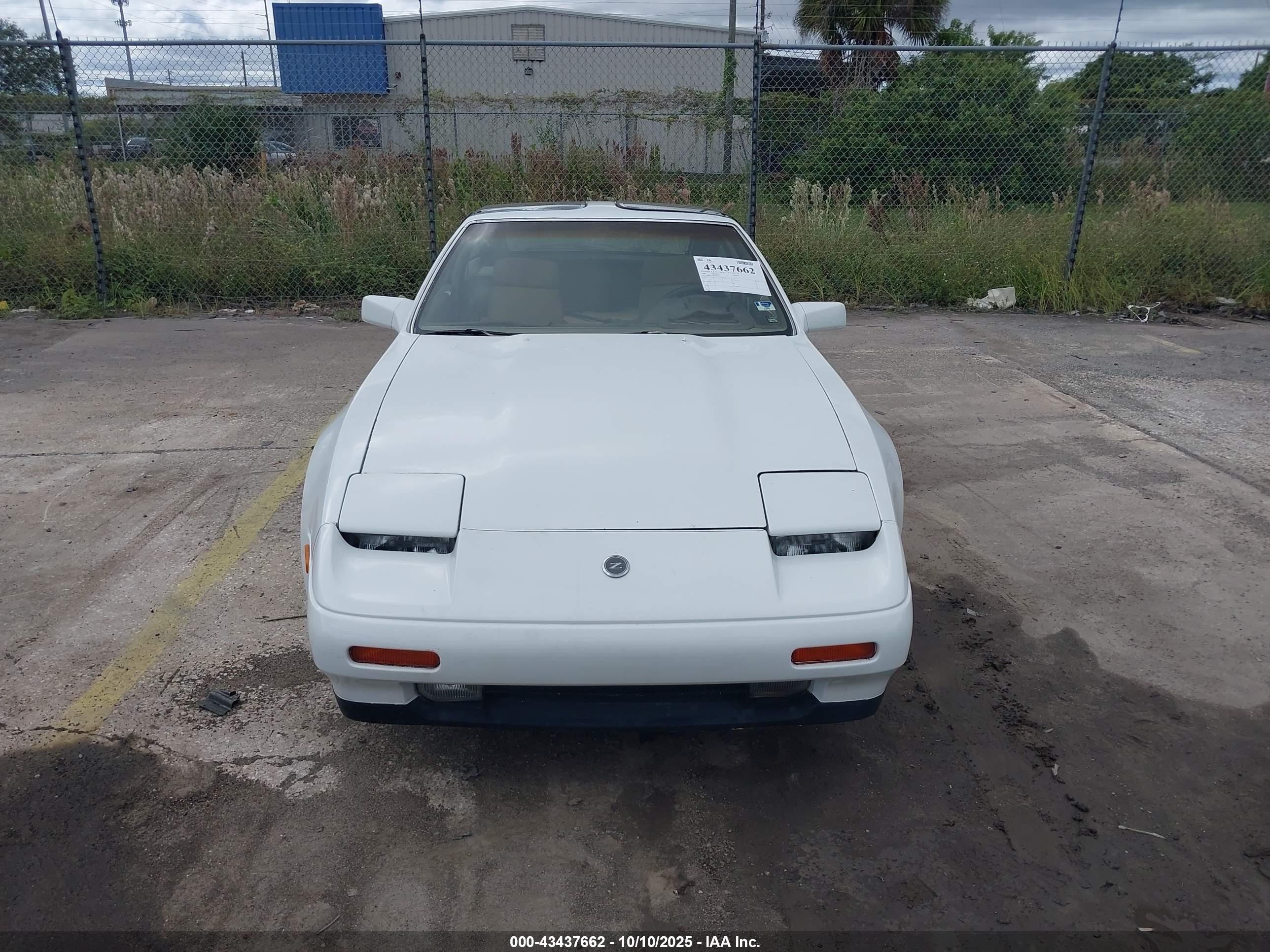 1989 Nissan 300zx   White vin: JN1HZ14S5KX290310