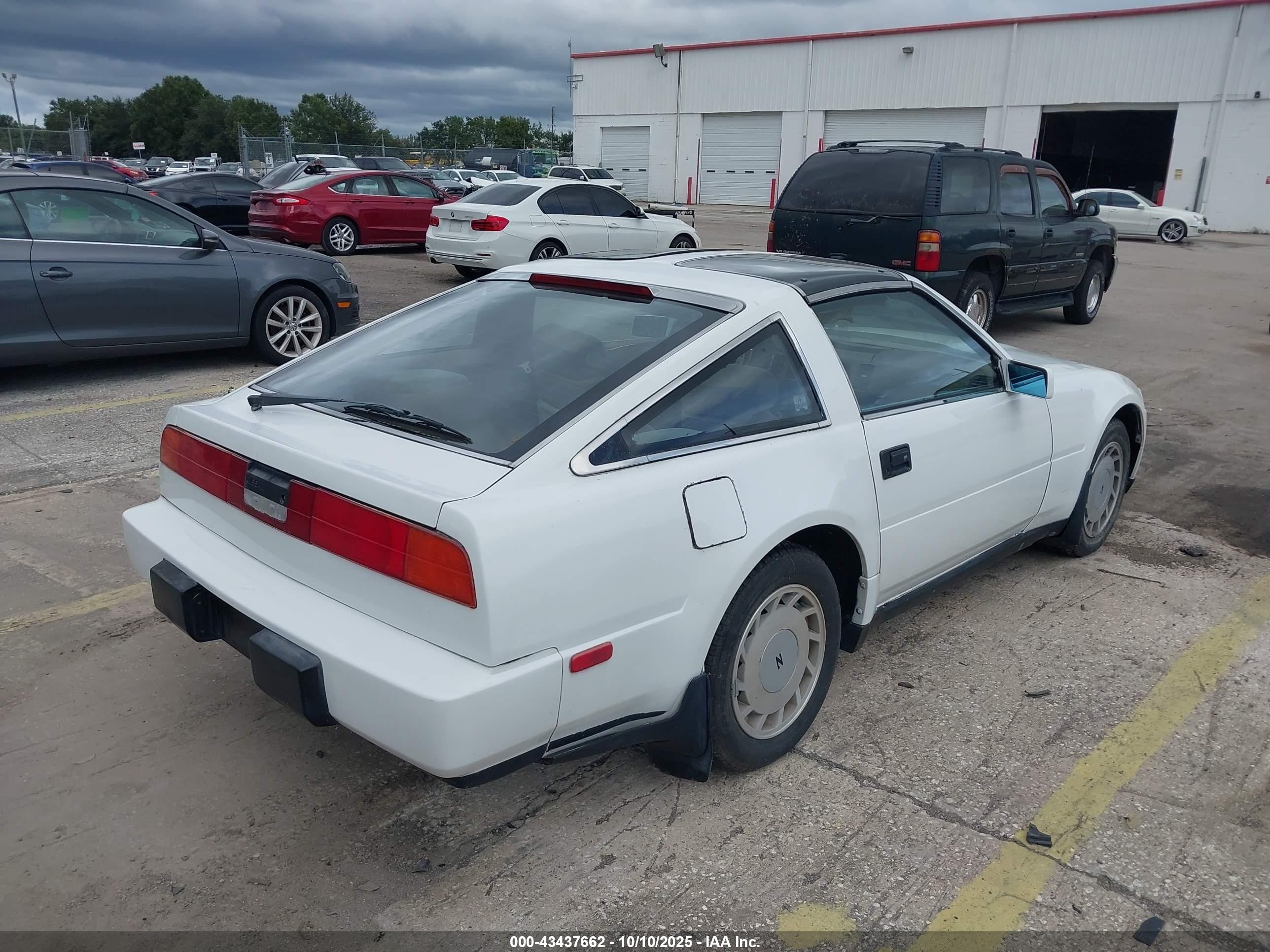 1989 Nissan 300zx   White vin: JN1HZ14S5KX290310