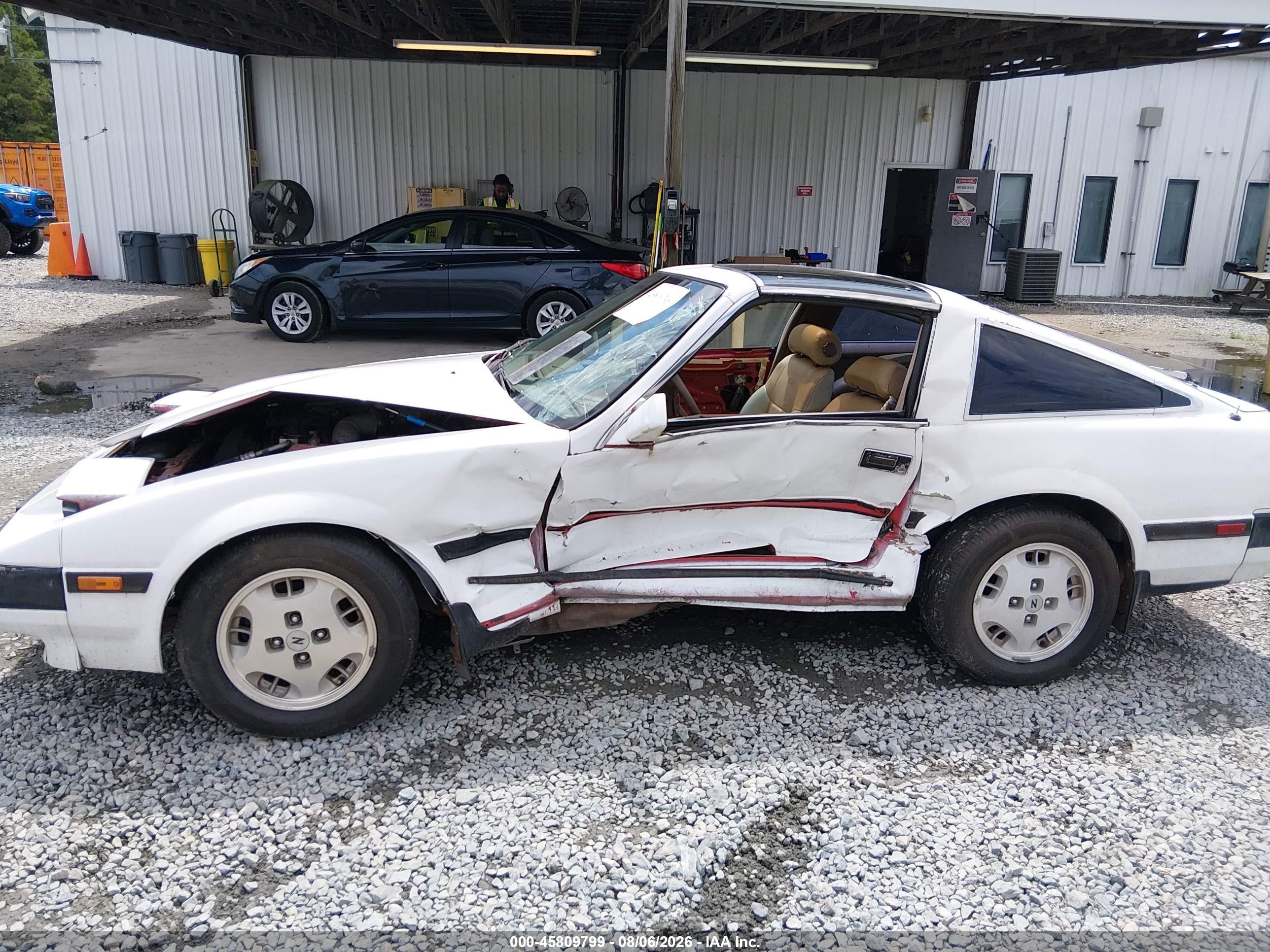 1984 Datsun 300zx   White vin: JN1HZ14S6EX007031