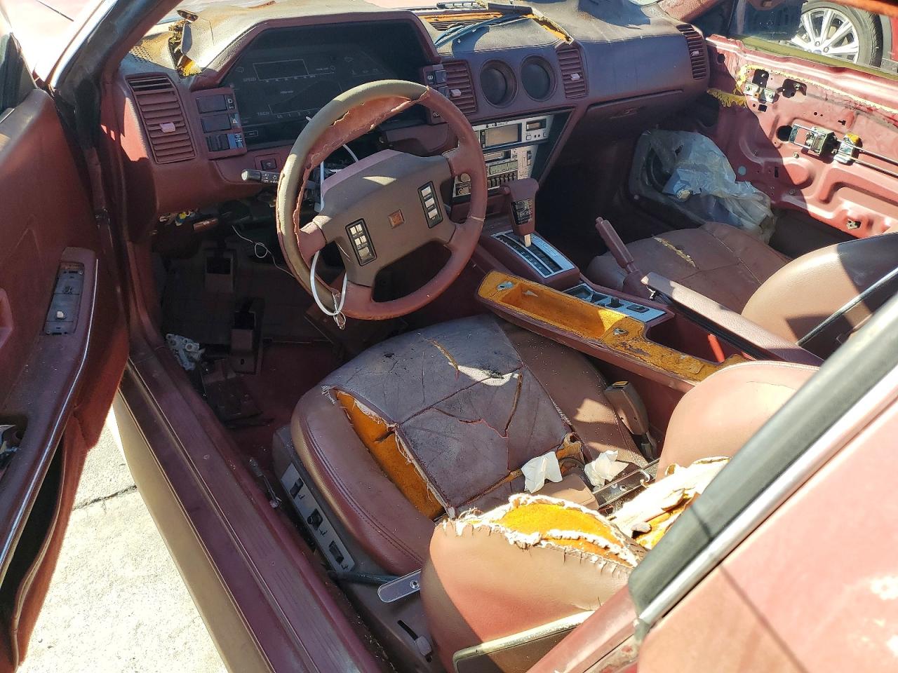1986 Nissan 300zx 2+2 Burgundy vin: JN1HZ16S2GX093051