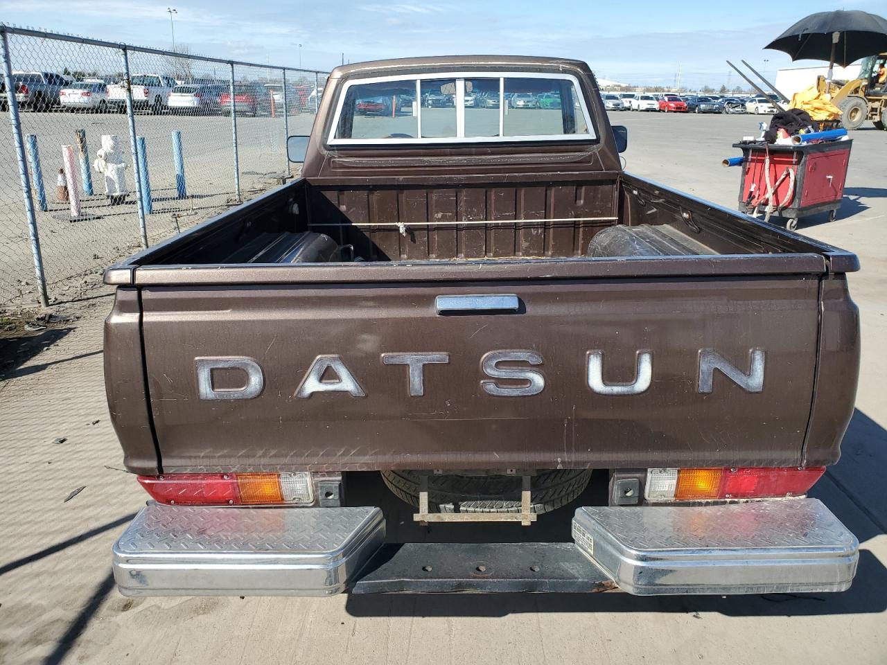 1982 Datsun 720 Standard Bed Brown vin: JN6MD01S3CW124932