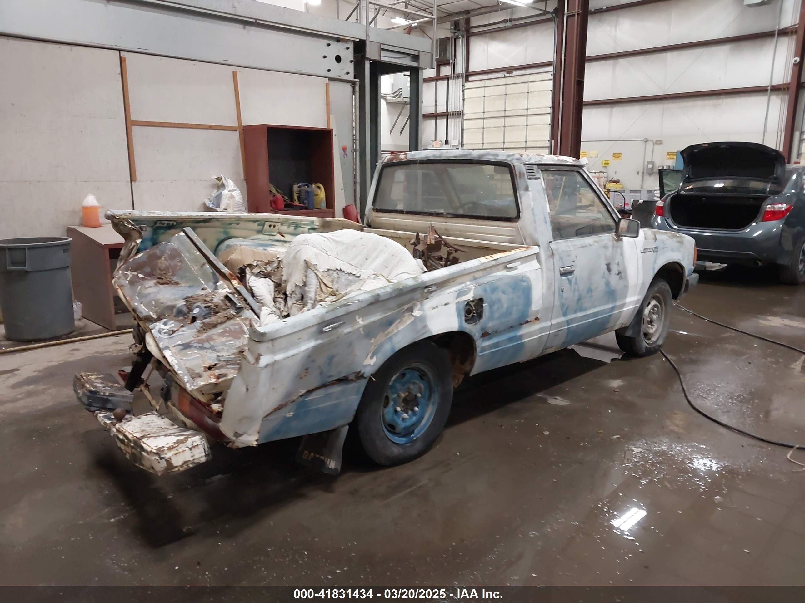 1982 Datsun 720 Standard Bed Синий vin: JN6MD01S7CW103064