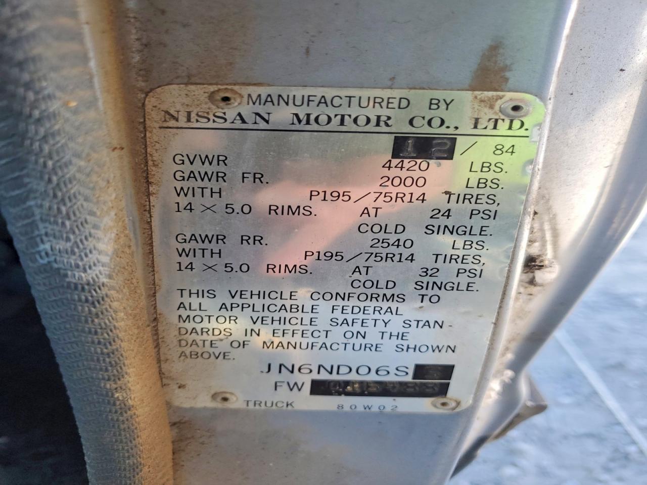 1985 Nissan 720 Blue vin: JN6ND06S5FW016488