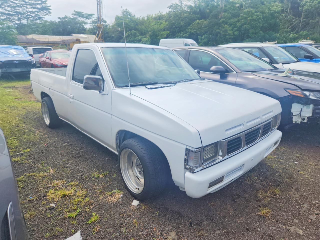 1986 Nissan Truck Base White vin: JN6ND11S3GW023938