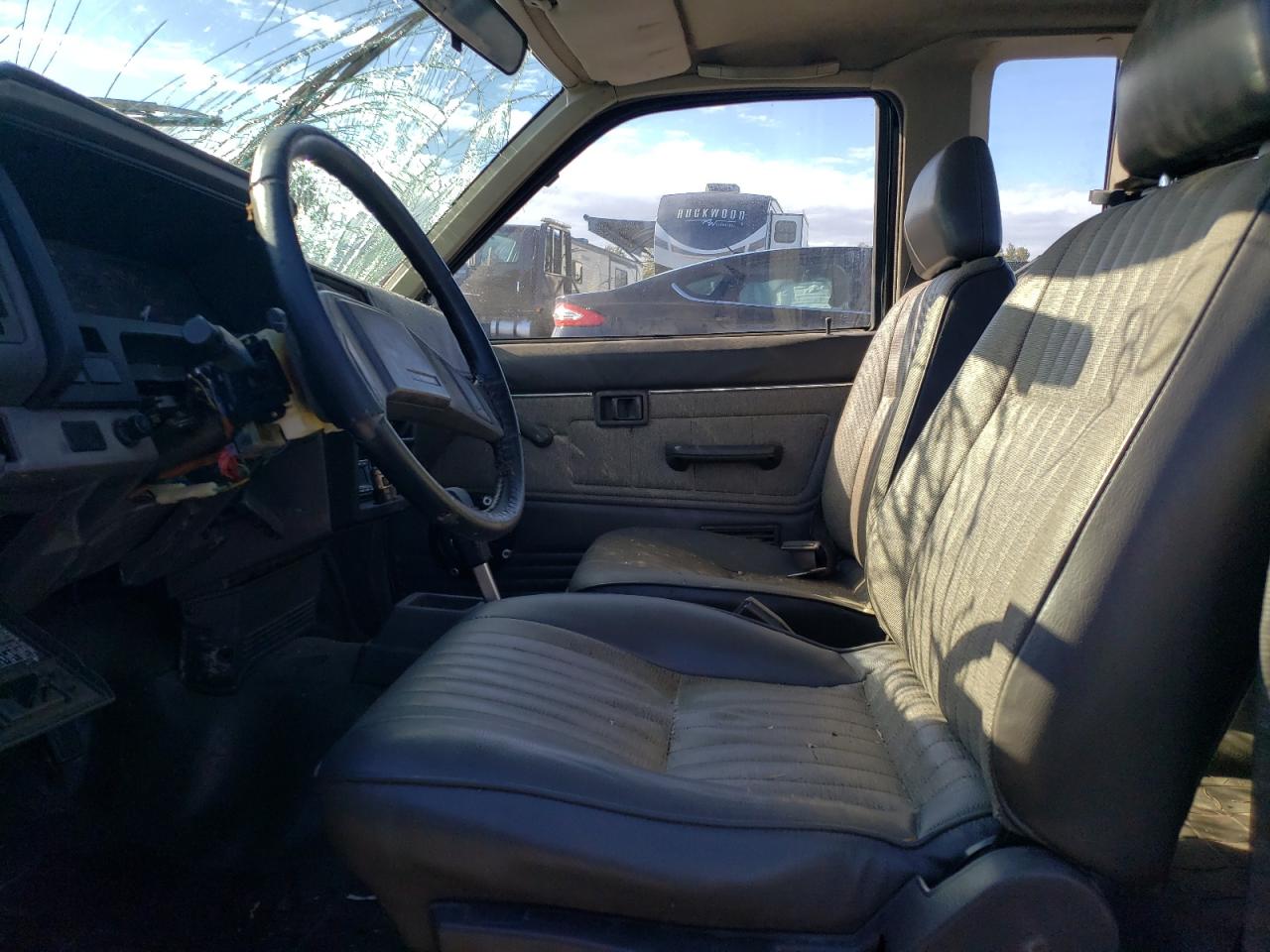 1987 Nissan D21 King Cab Black vin: JN6ND16S2HW009670