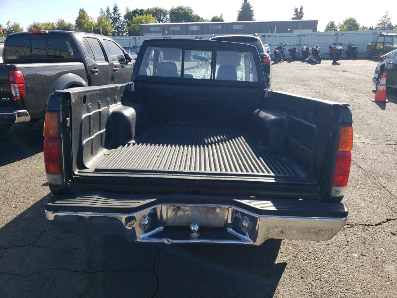 1987 Nissan D21 King Cab Black vin: JN6ND16S2HW009670