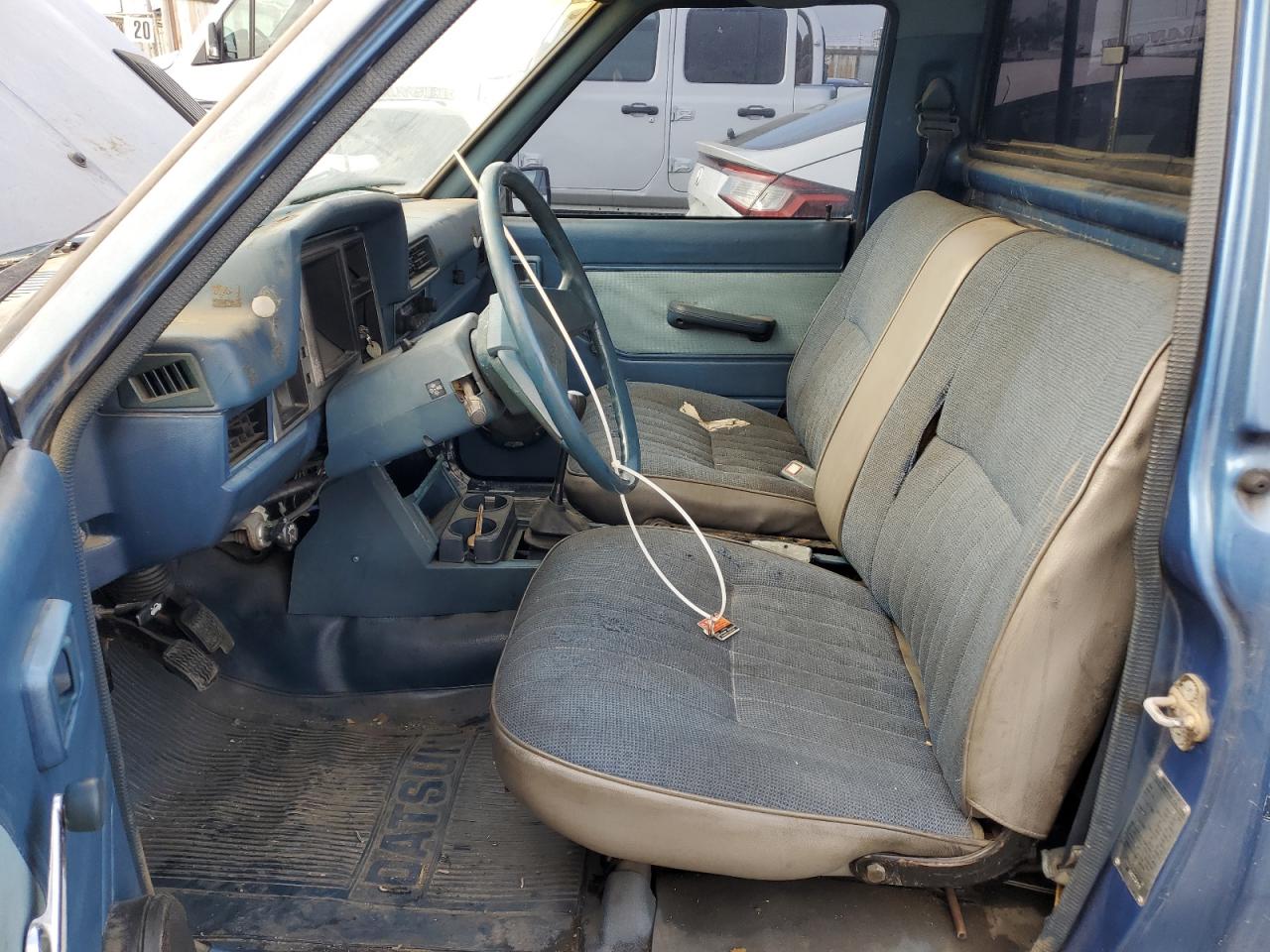 1982 Datsun 720 Standard Bed Blue vin: JN6SD01SXCW102918