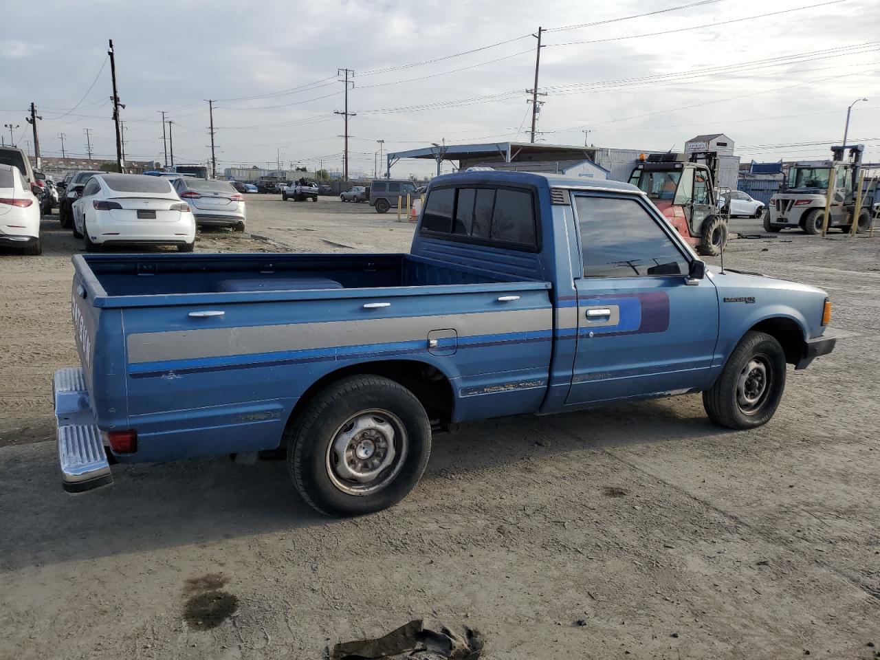 1982 Datsun 720 Standard Bed Blue vin: JN6SD01SXCW102918