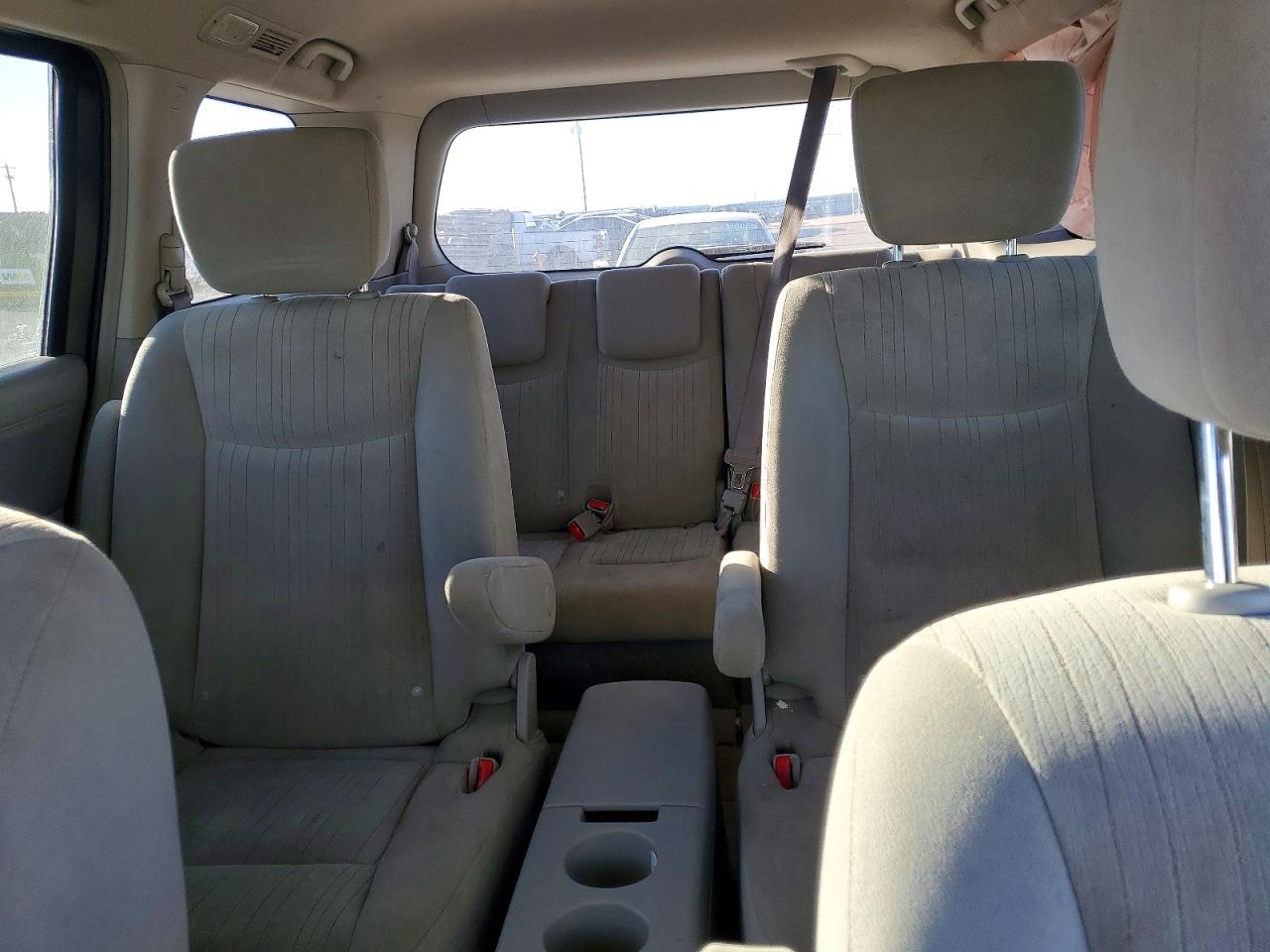 2011 Nissan Quest S Silver vin: JN8AE2KP0B9012423