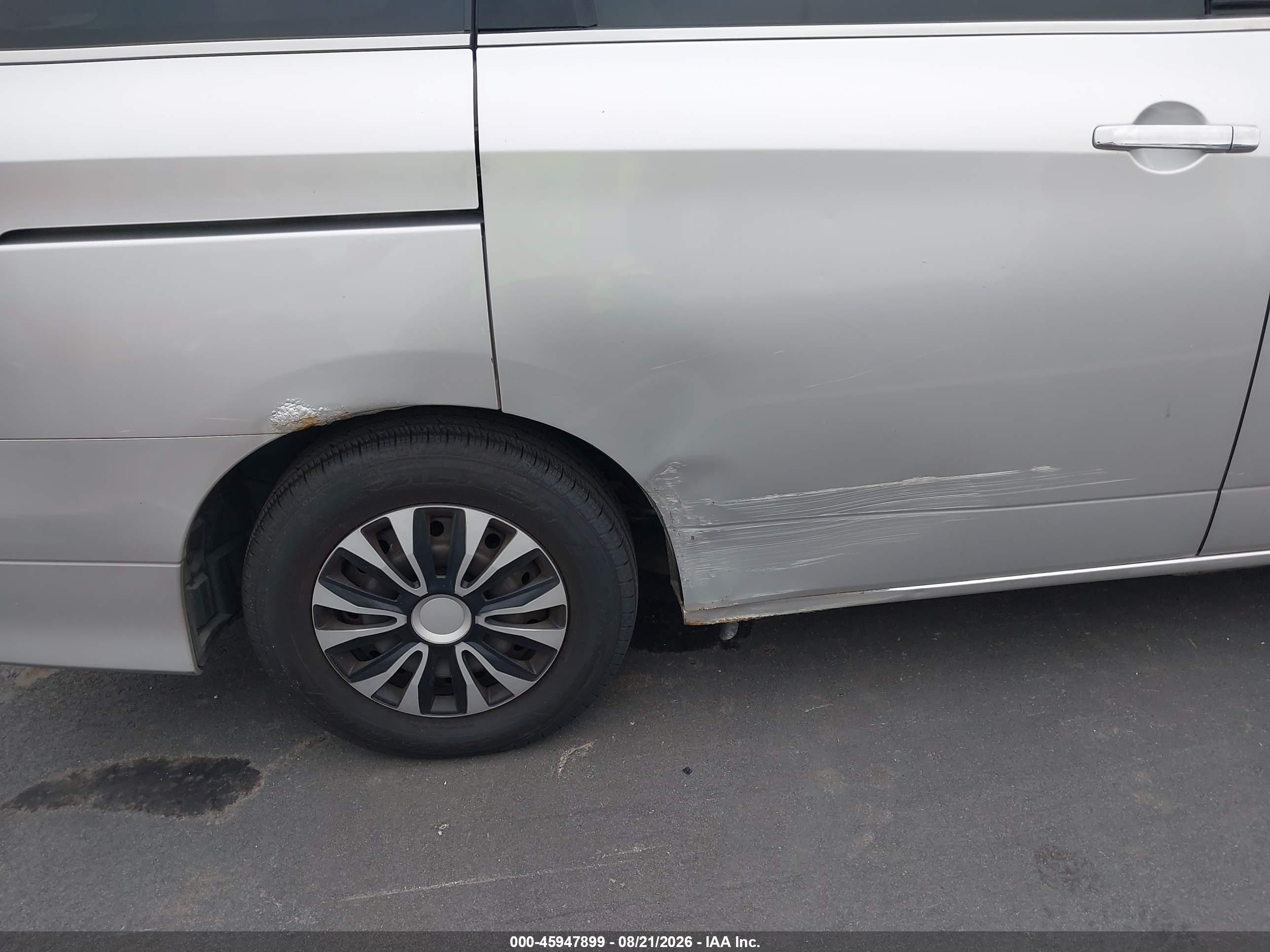 2012 Nissan Quest S Silver vin: JN8AE2KP0C9031877