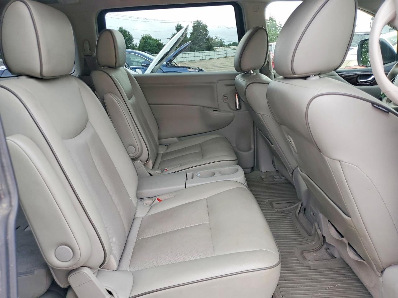 2015 Nissan Quest 3.5 Sv White vin: JN8AE2KP0F9122748