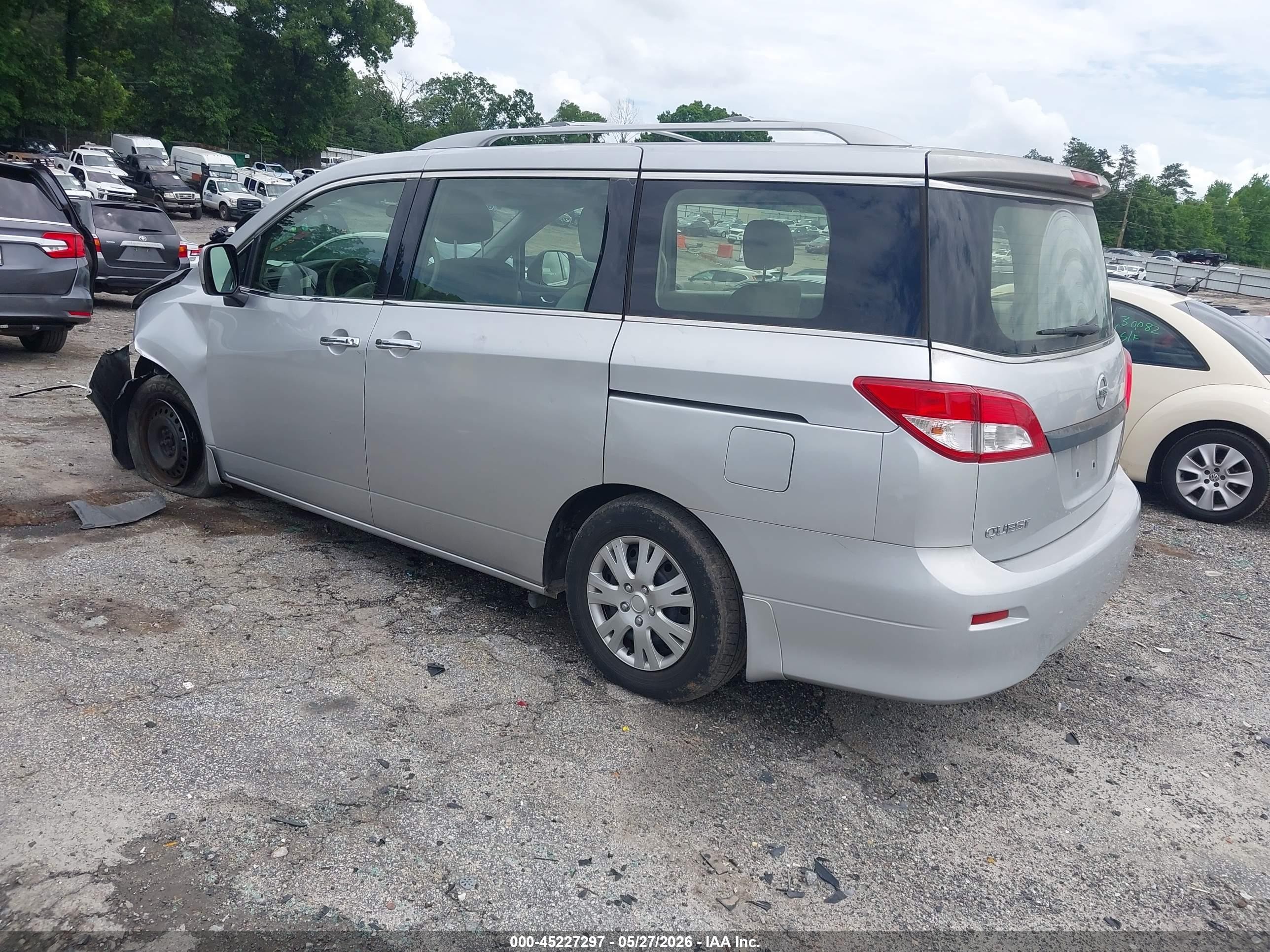 2015 Nissan Quest S Silver vin: JN8AE2KP0F9124936