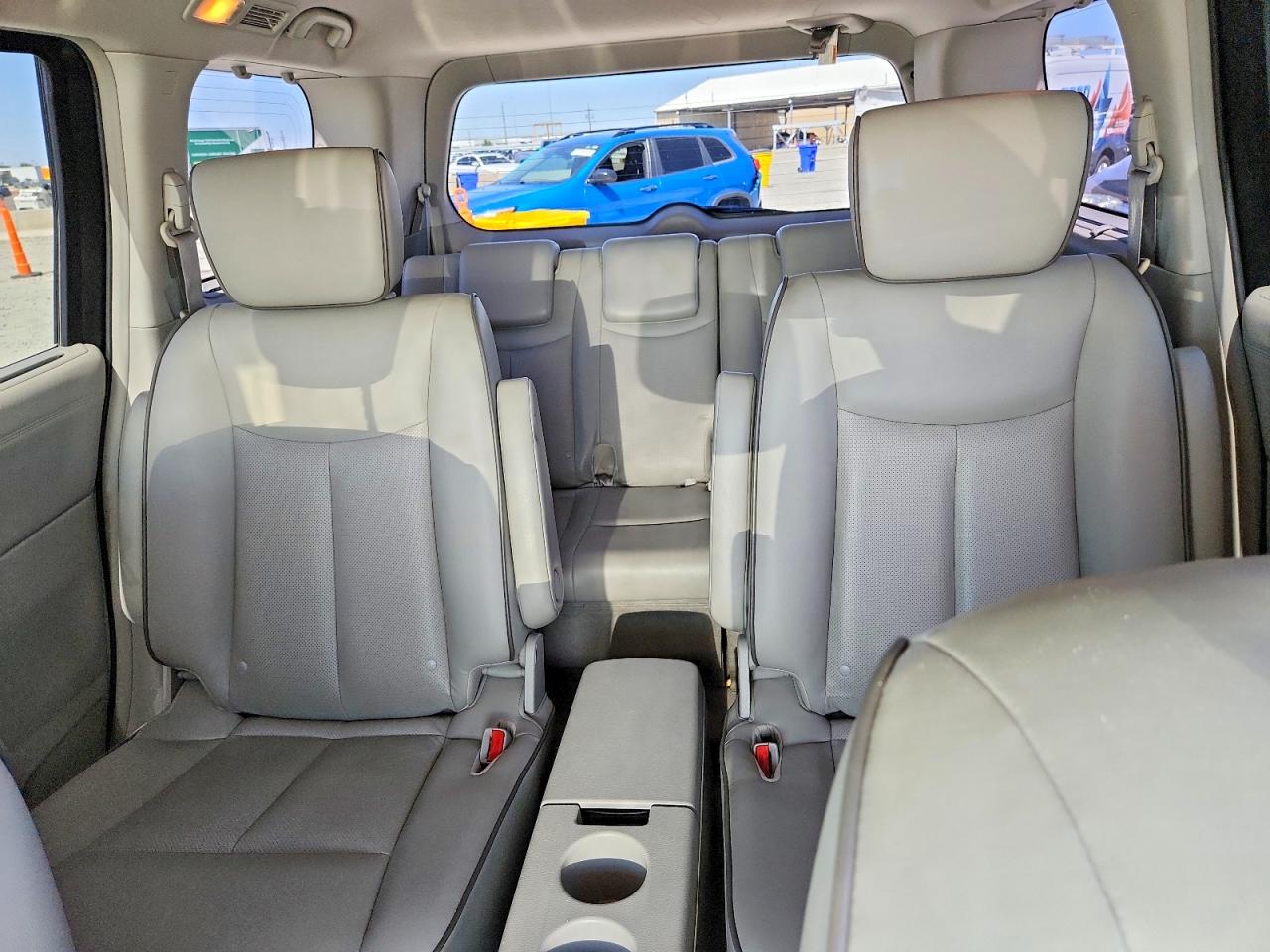 2015 Nissan Quest 3.5 Platinum White vin: JN8AE2KP0F9128226