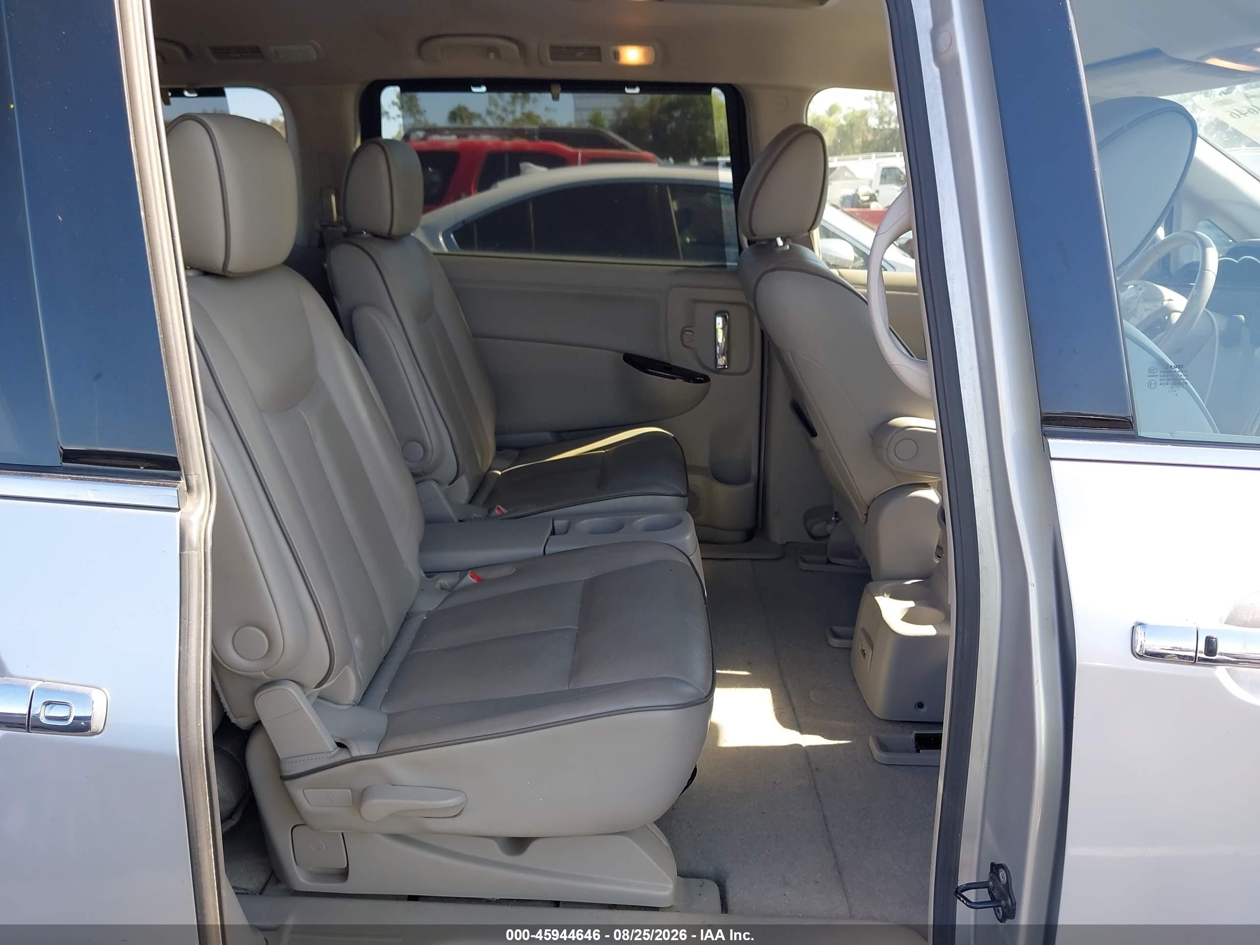 2012 Nissan Quest Le Silver vin: JN8AE2KP1C9045870