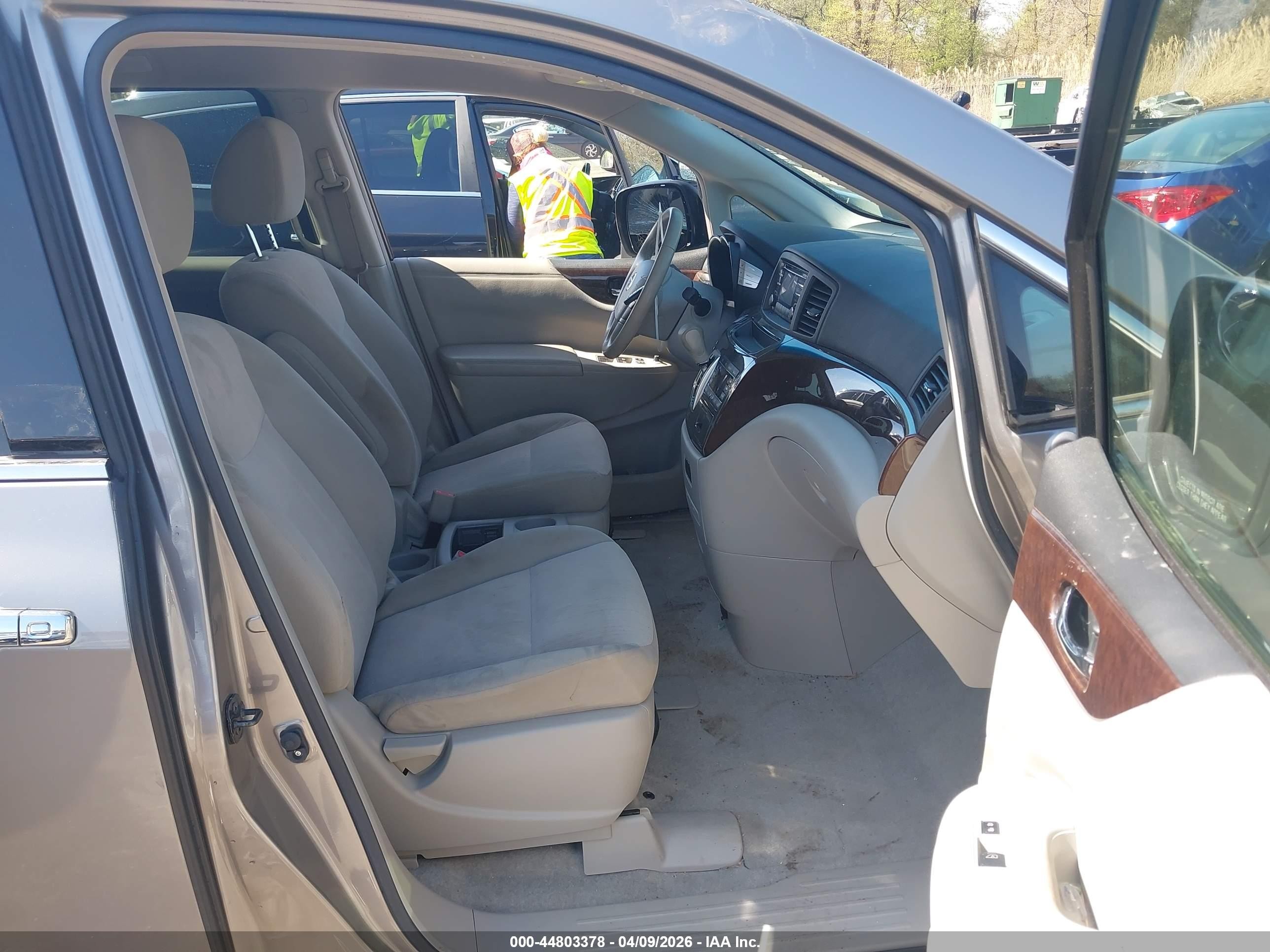 2013 Nissan Quest Sv Gray vin: JN8AE2KP1D9067322