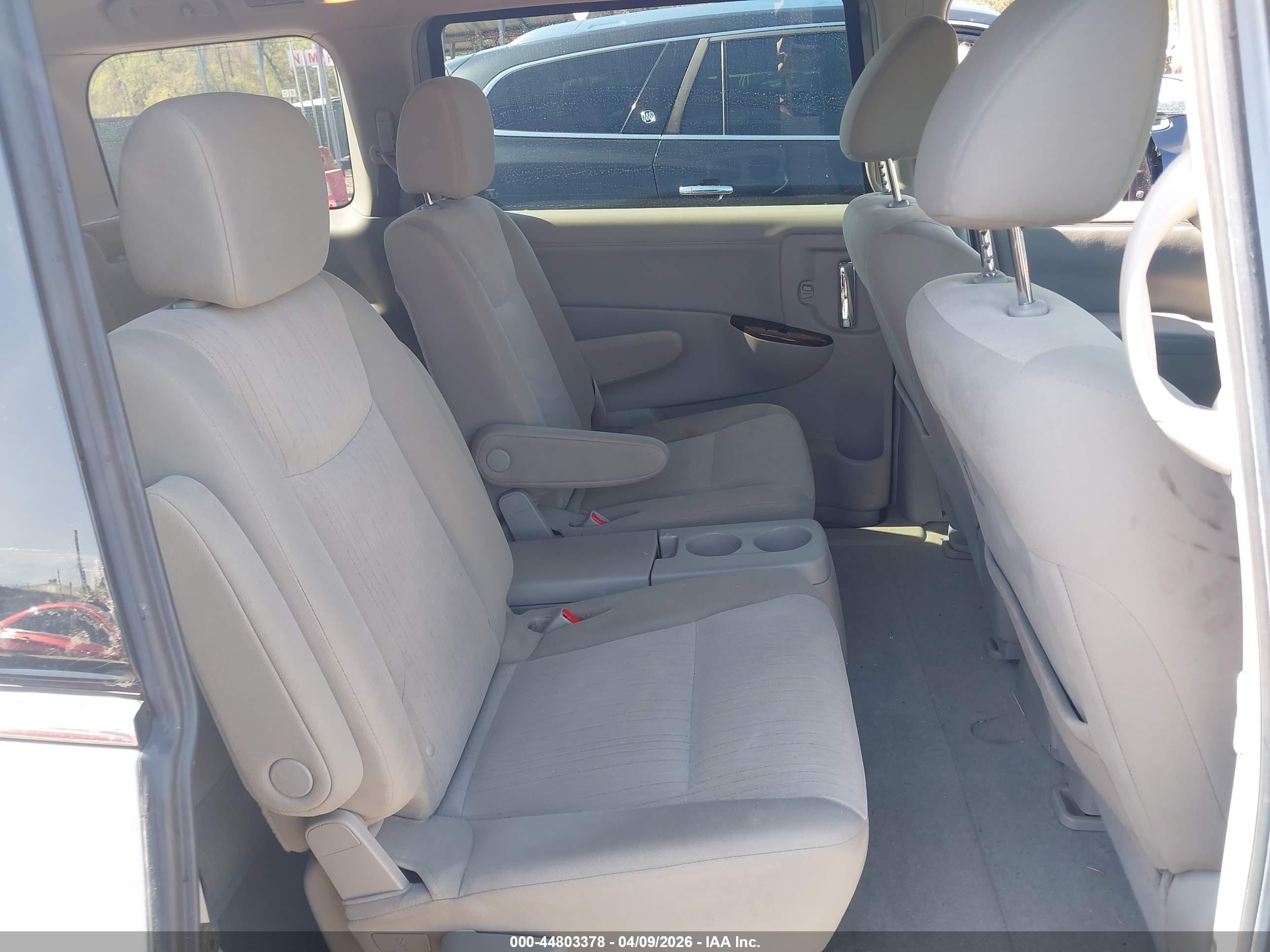 2013 Nissan Quest Sv Gray vin: JN8AE2KP1D9067322